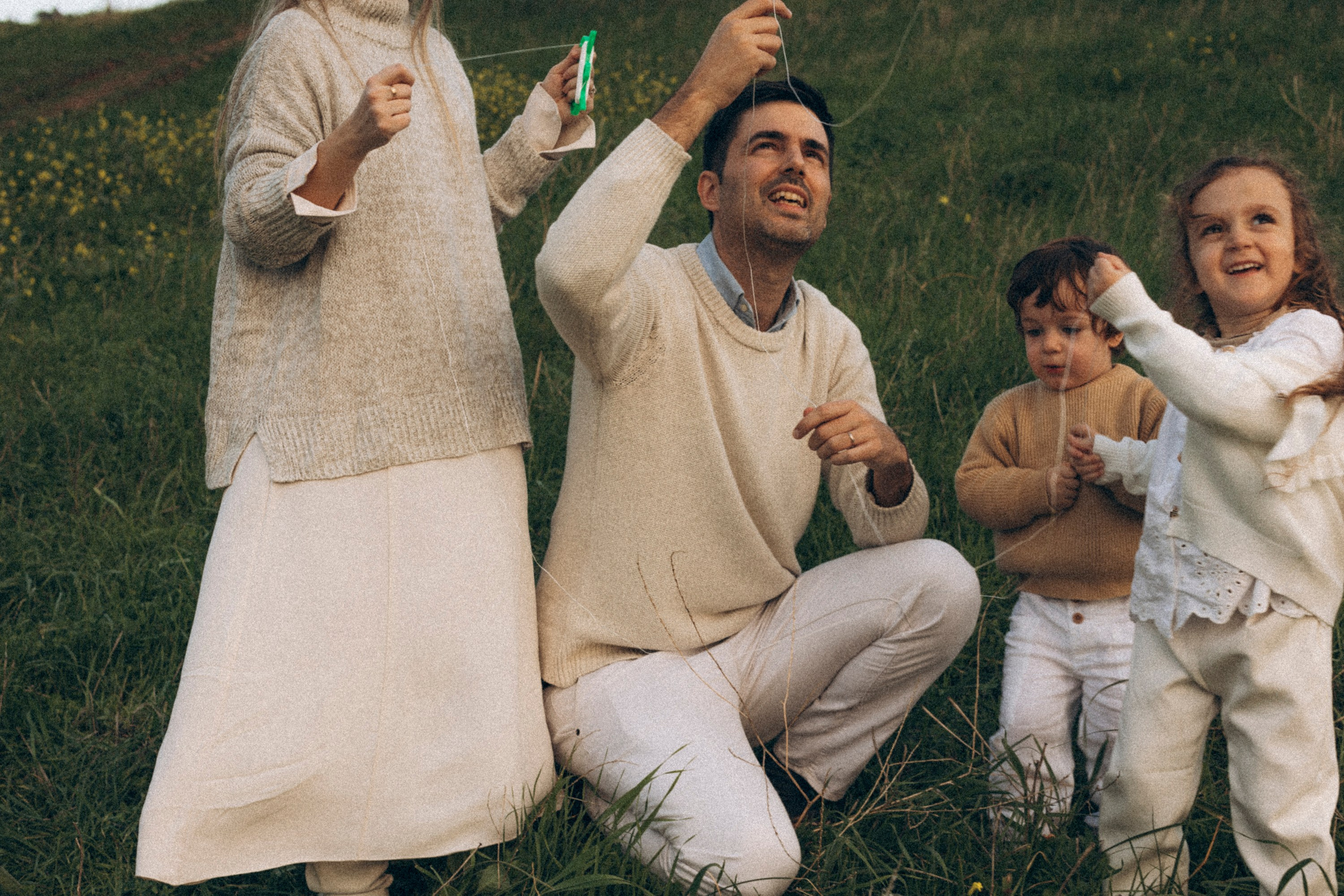 Family day — pizza and kite adventures. Katerina Nord | Wedding and Couple Photographer in Germany and Europe