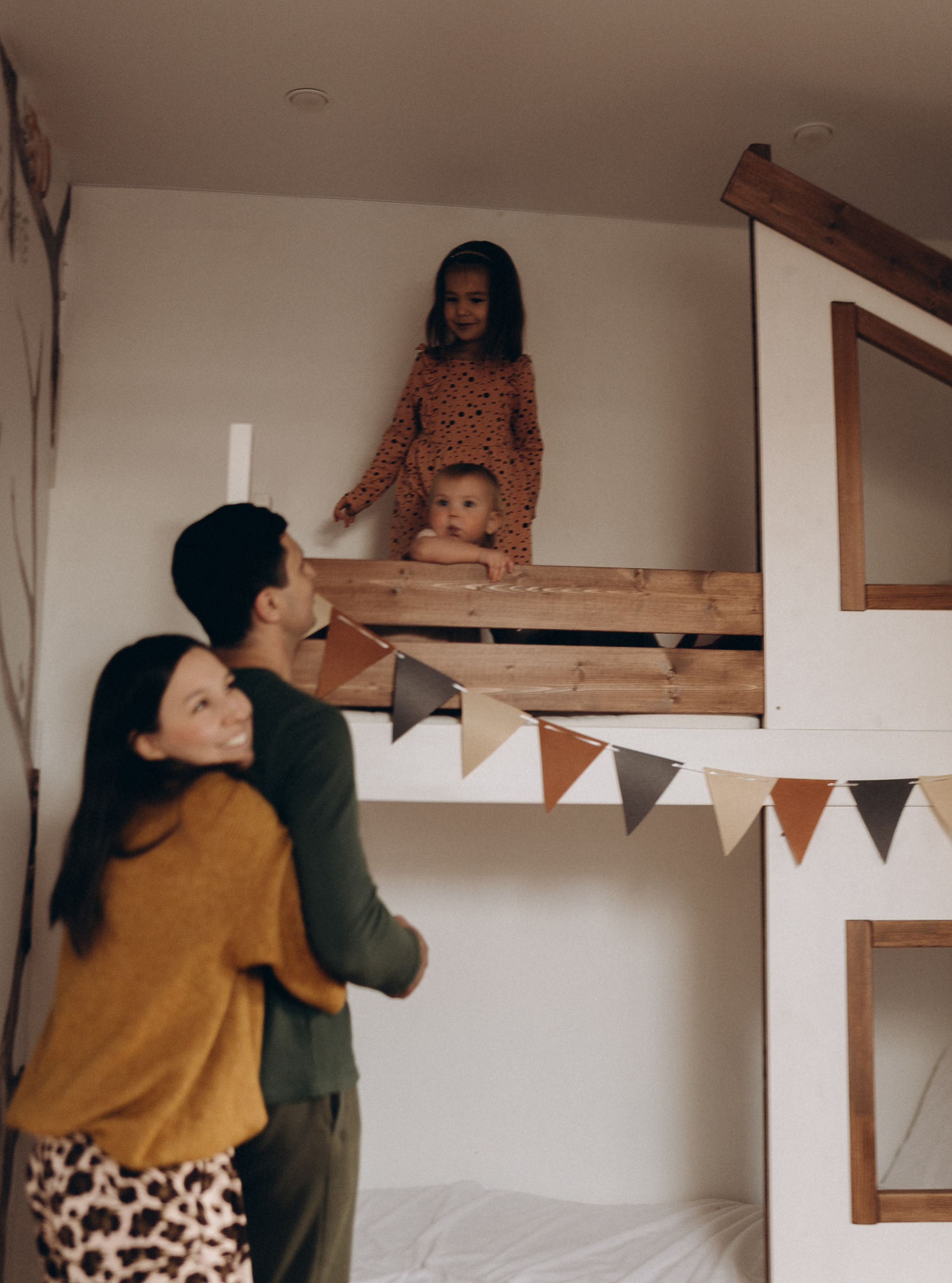 Роззи, Майкл, Лира и Яна. Семейный и домашний фотограф в Уфе Ирина Гарасюта