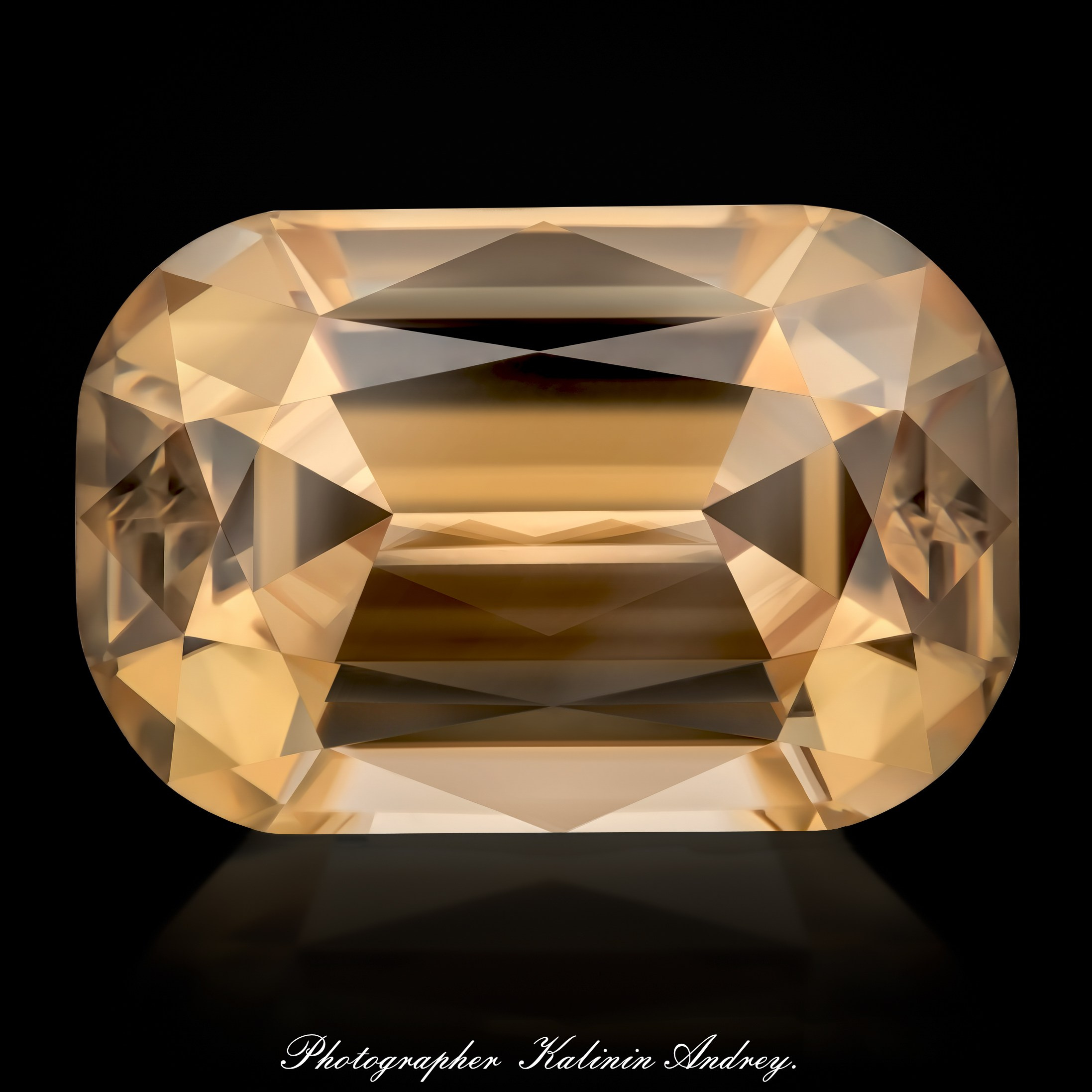 Профессиональная уникальная рекламная фотосъёмка драгоценных в Москве  тел +7 966-003-13-07. Высококачественная профессиональная рекламная фотосъёмка ювелирных украшений, драгоценных камней в Москве. Обучение, консультация