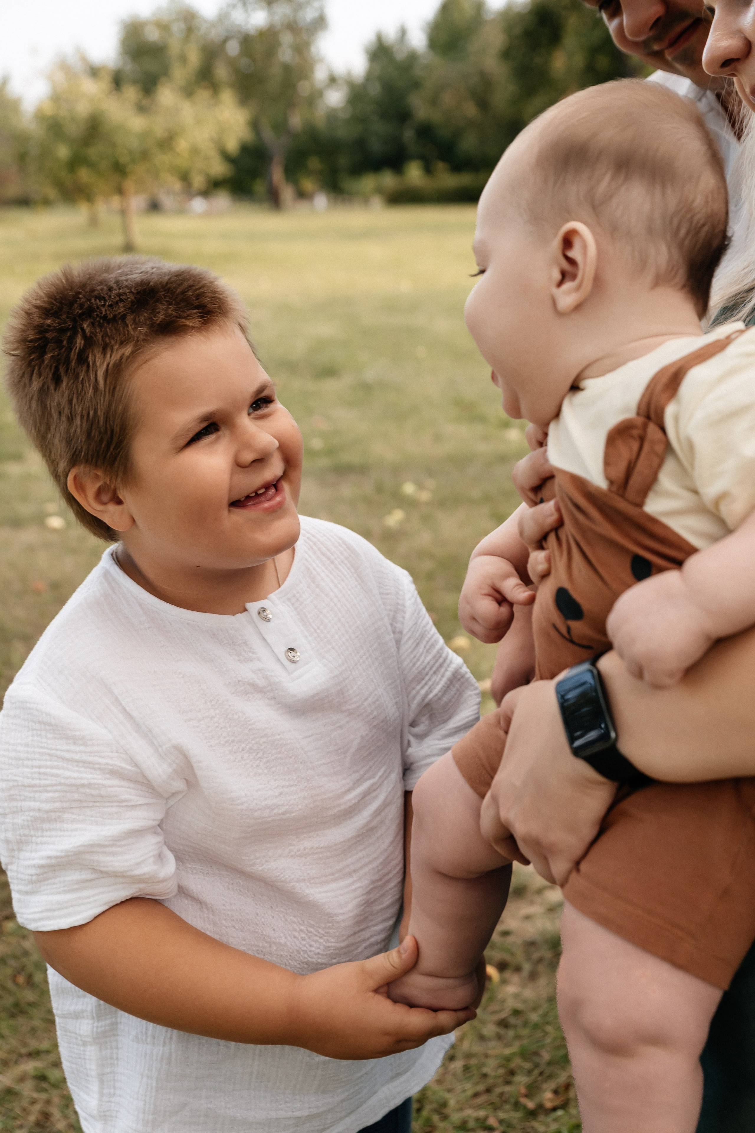Ксения, Виталий, Артем и Максим. Семейный фотограф Минск Усова Ольга