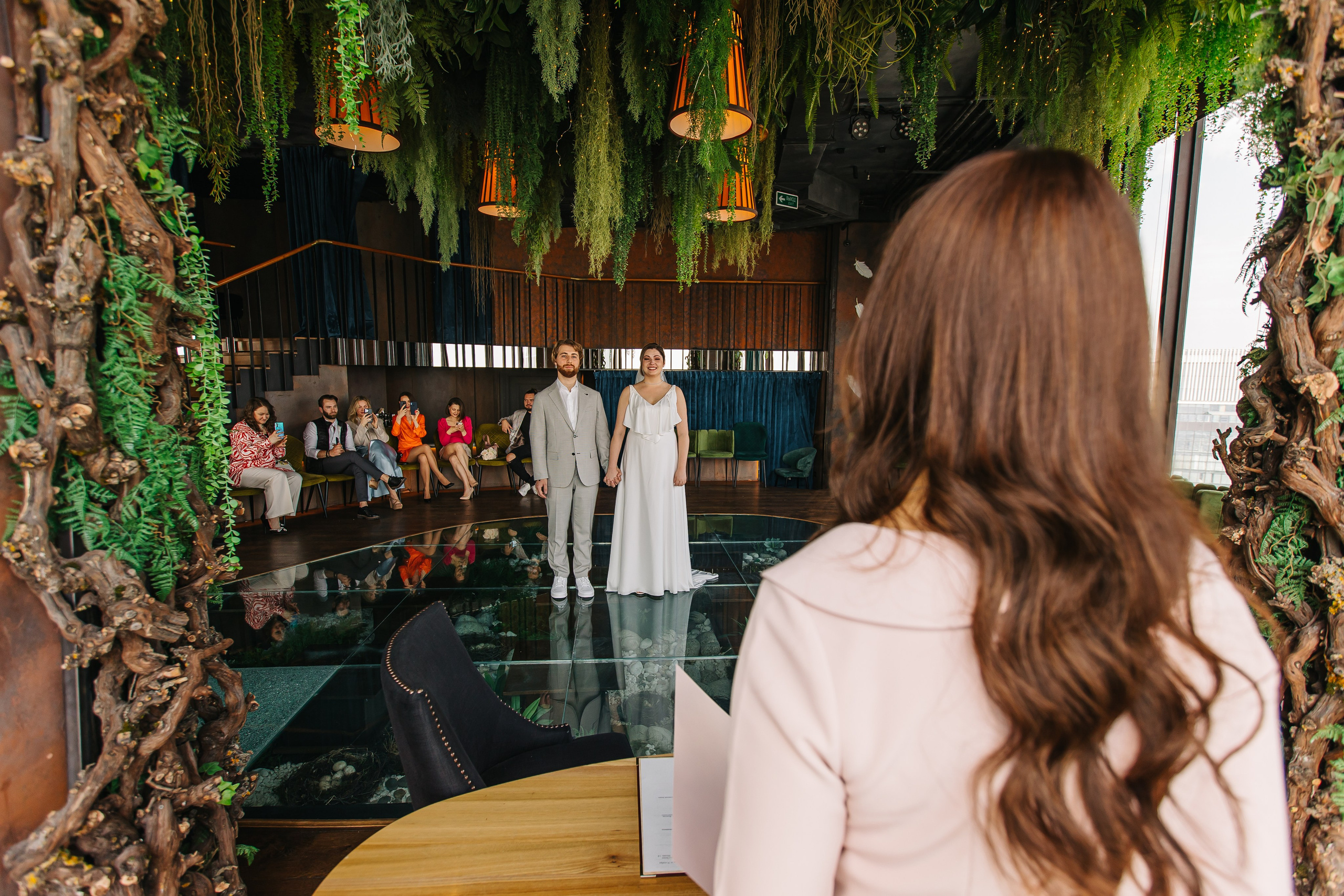 Регистрация брака в ресторане Birds Москва-Сити. Krumstudio фото, видео по Москве и МО