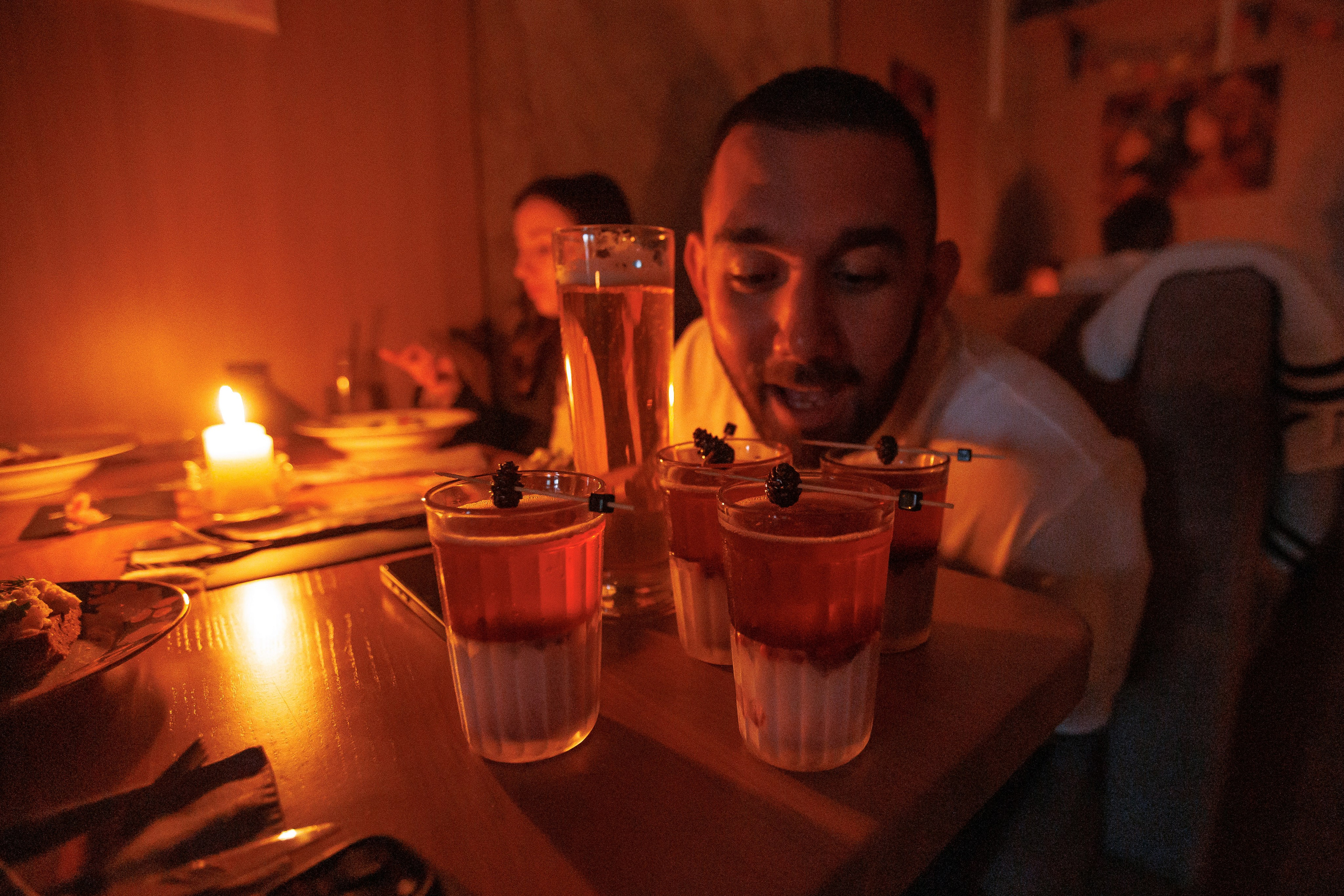 Гастроужин Поселенцы в гостях у Самозванцев