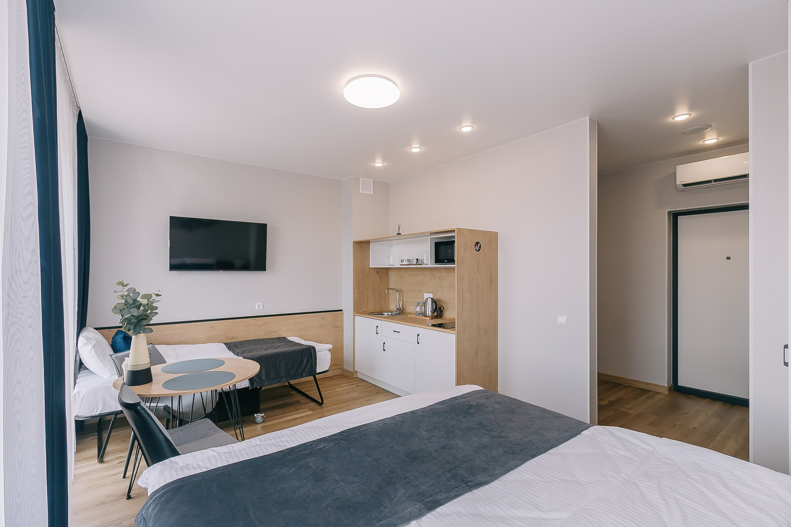 Апартаменты. Свадебный и репортажный фотограф в Новосибирске Матлак Дарья