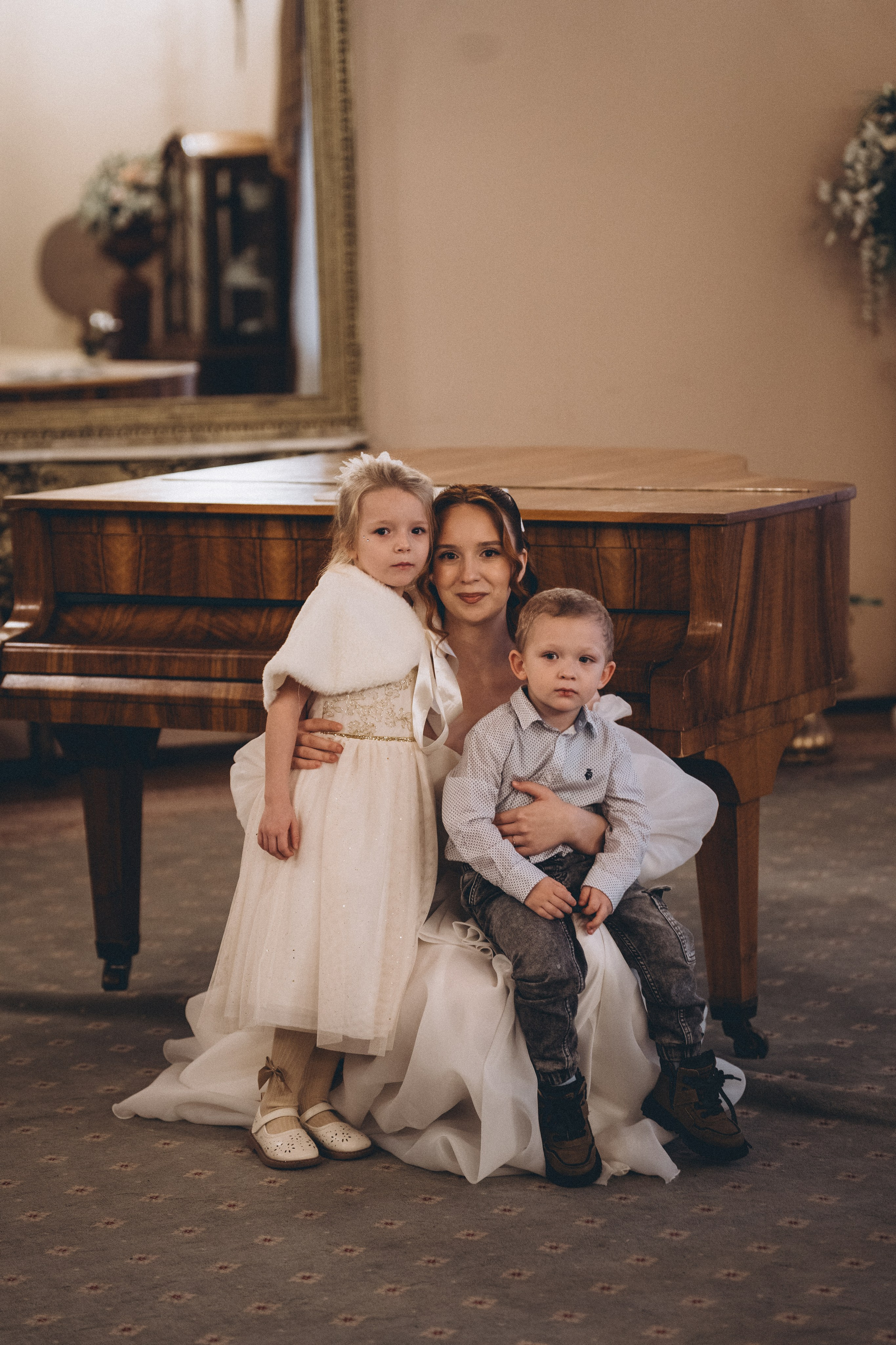 СВАДЕБНАЯ СЬЕМКА ВО ВТОРОМ ДВОРЦЕ С ГОСТЯМИ И ПРОГУЛКА В ТАВРИЧЕСКОМ САДУ. Профессиональный фотограф, Санкт-Петербург — Виктория Богомолова