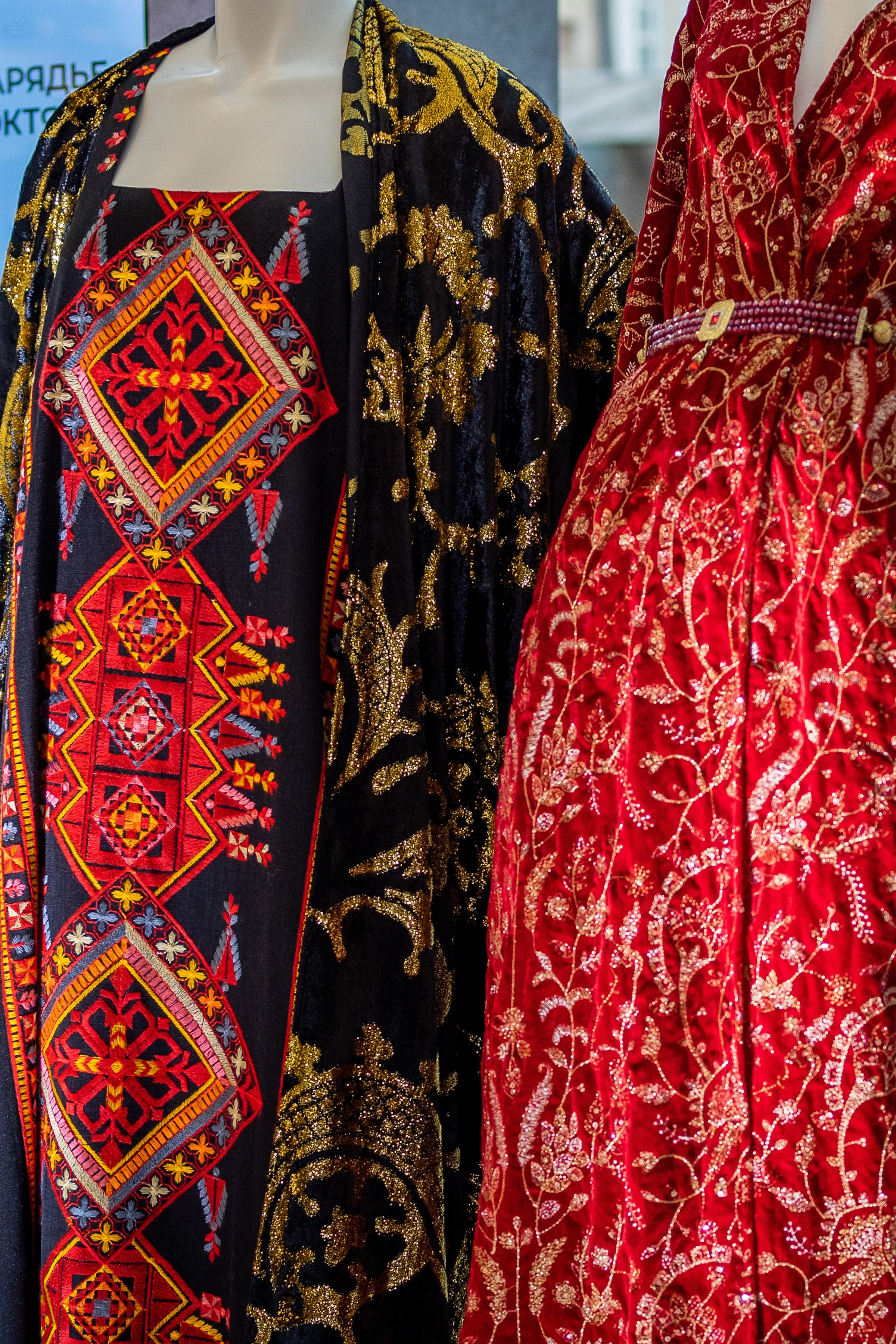 Выставка Наследие Fashion summit BRICS 2024. Фотосессии и репортаж — Фотограф в Москве — Рина Серёгина