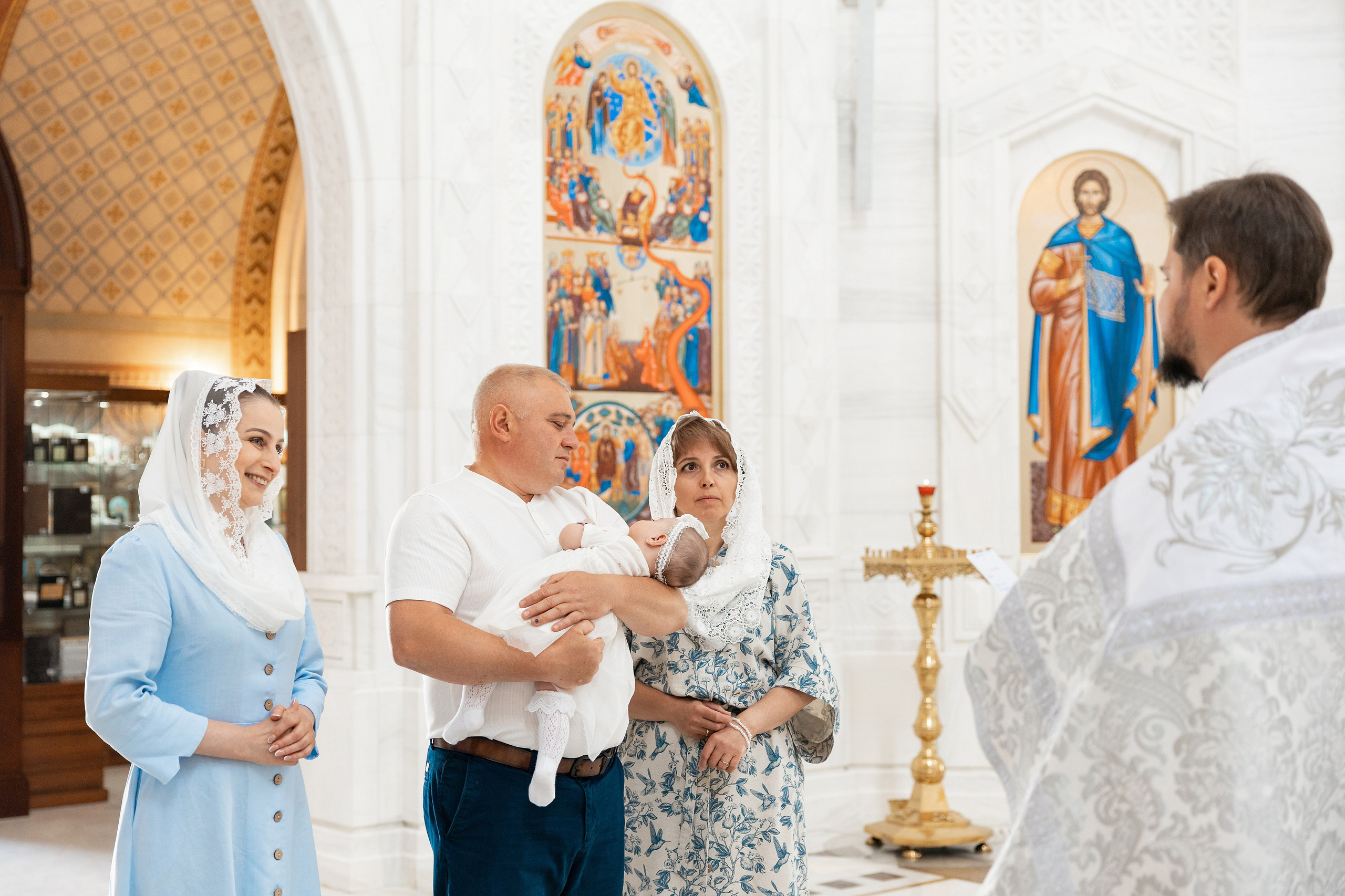 Крещение Веры. Фотограф Крещение, Выписка москва