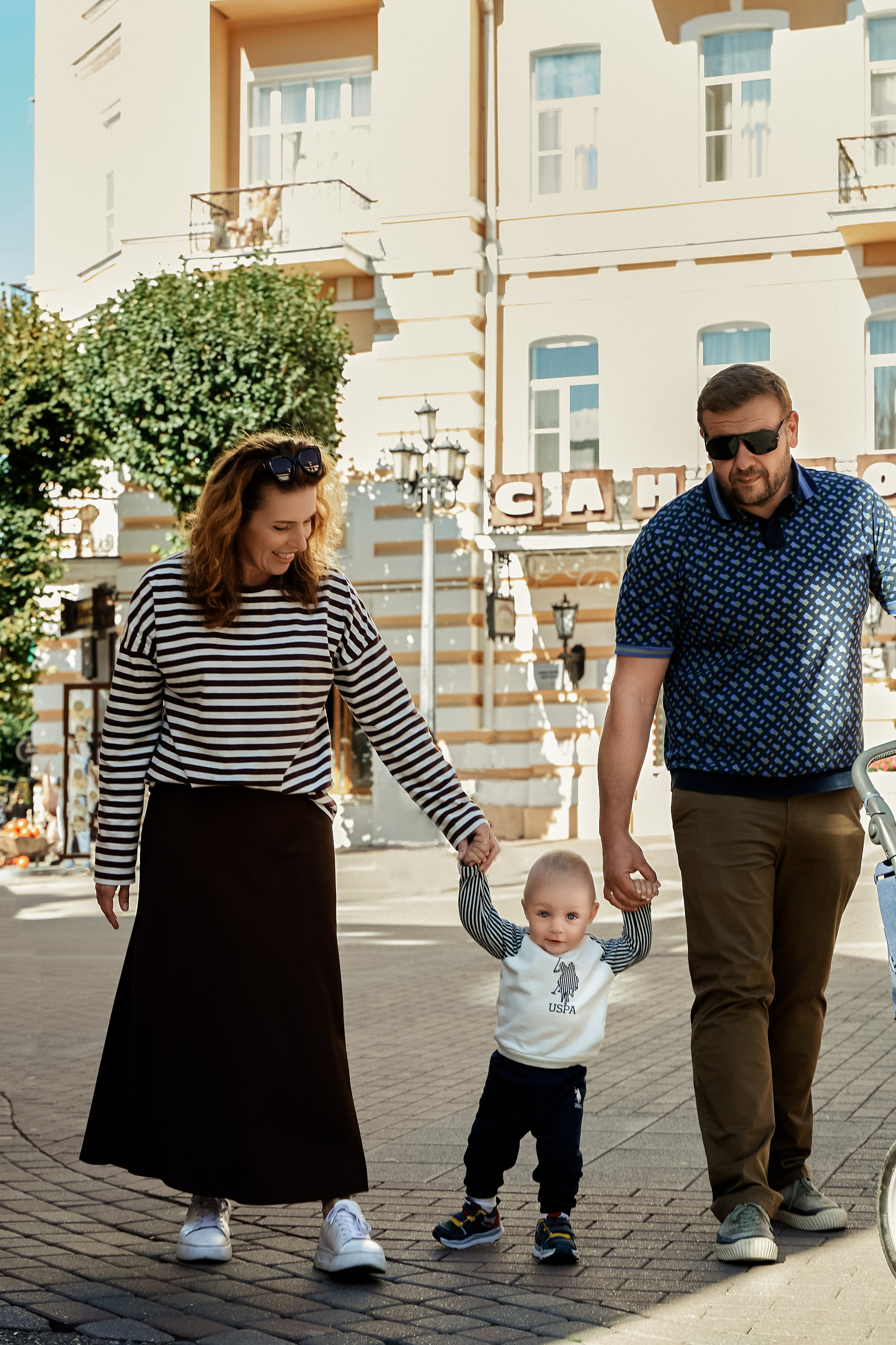 Семейная фотосессия с ребёнком в Кисловодске. Фотограф Ессентуки в Ессентуках КМВ Лиза Фефлер