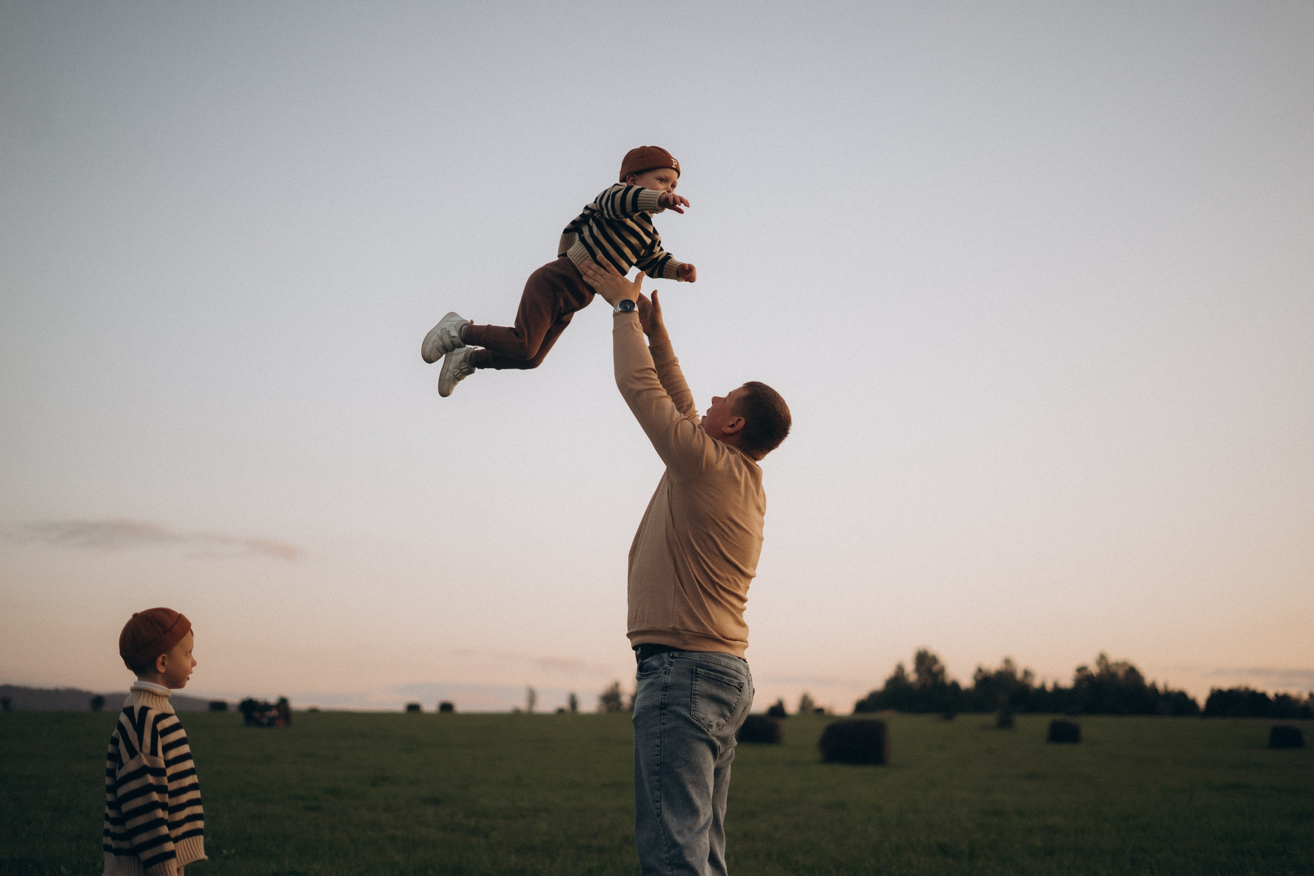 Вероника, Денис, Мирон и Марк. Главная