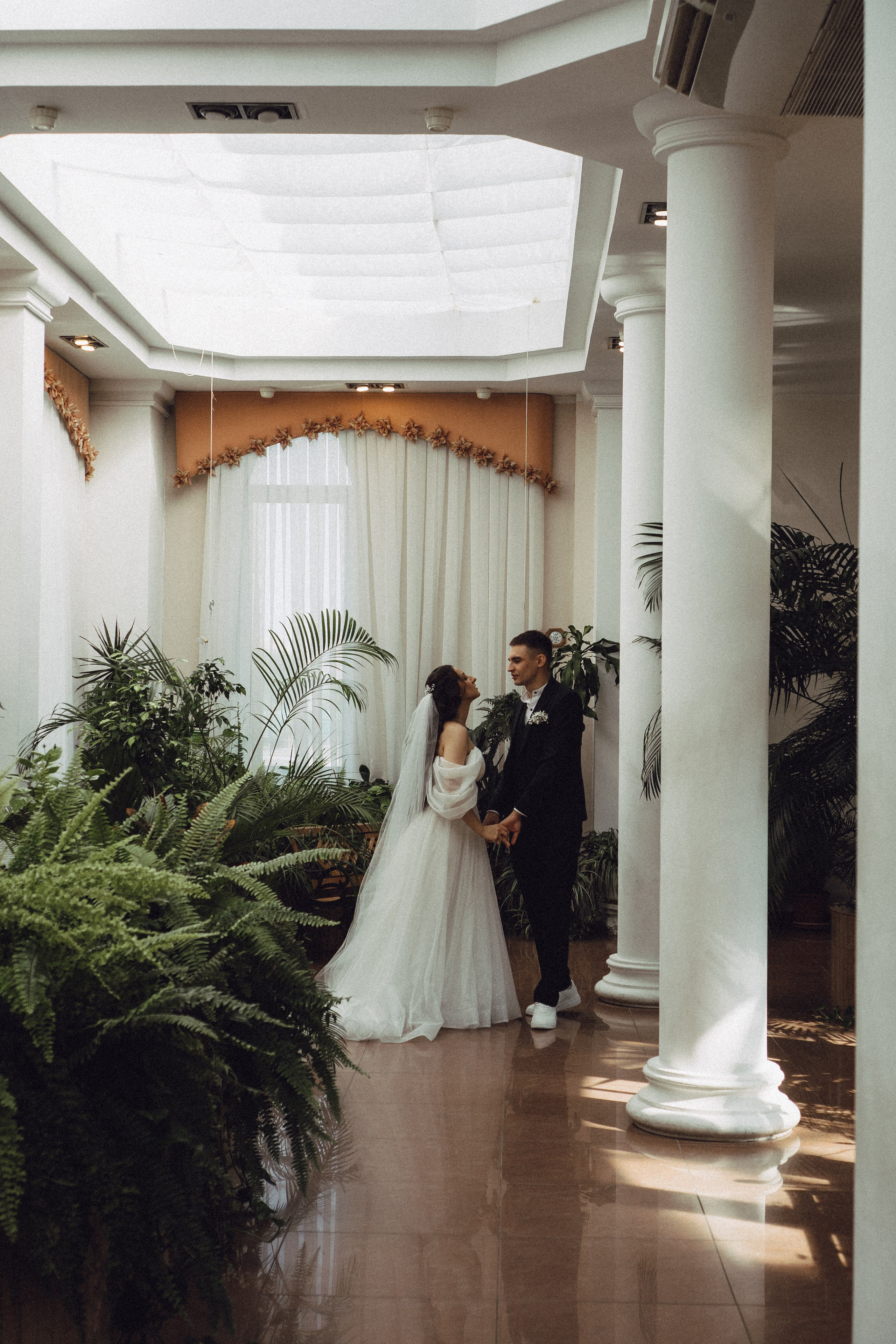 СВАДЕБНАЯ СЬЕМК В ПАРКЕ 300-ЛЕТИЯ. Профессиональный фотограф, Санкт-Петербург — Виктория Богомолова