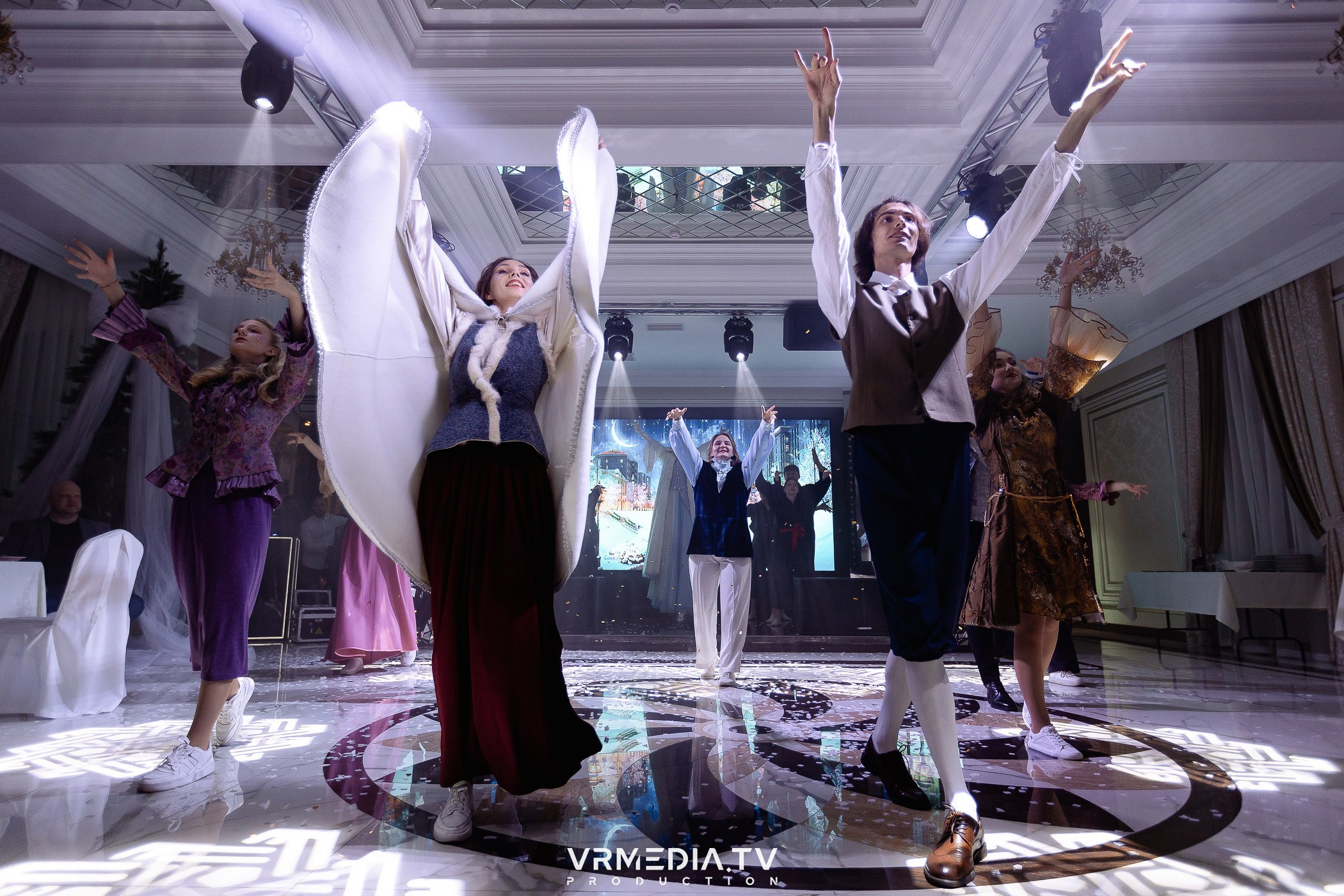 Новогодний вечер в ресторане «Лазурный Берег»