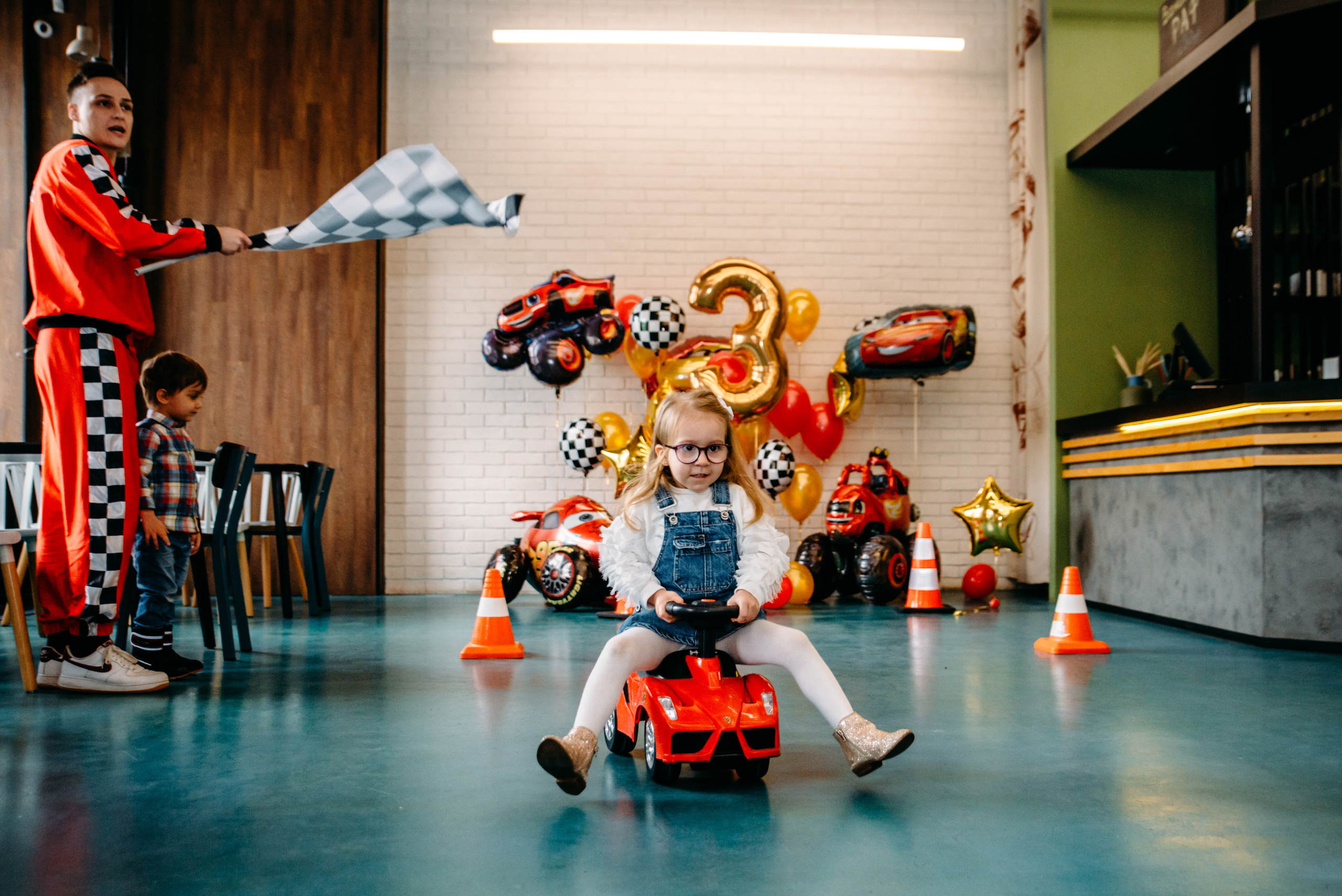 День рождения «Тачки». Семейный и детский фотограф в Санкт-Петербурге Маша Бичан