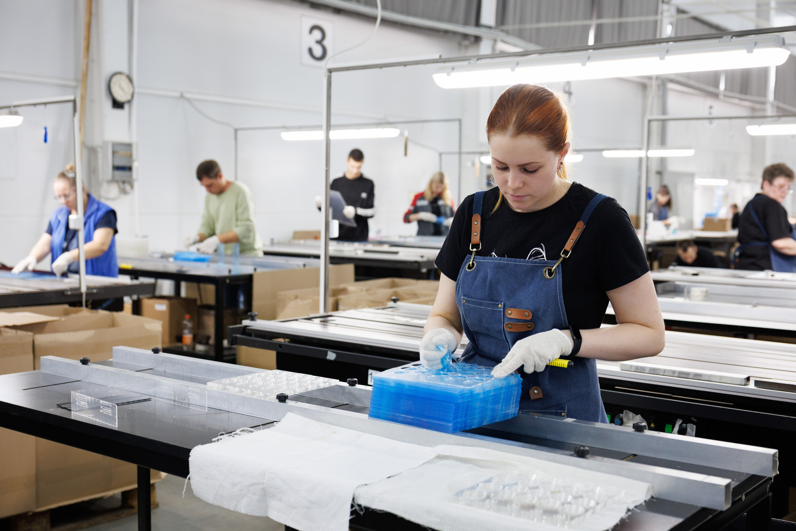 Съемка контента для рекламно-производственной фирмы «Дека» (2025). Репортажный и портретный фотограф в Ярославле Константин Горбачев