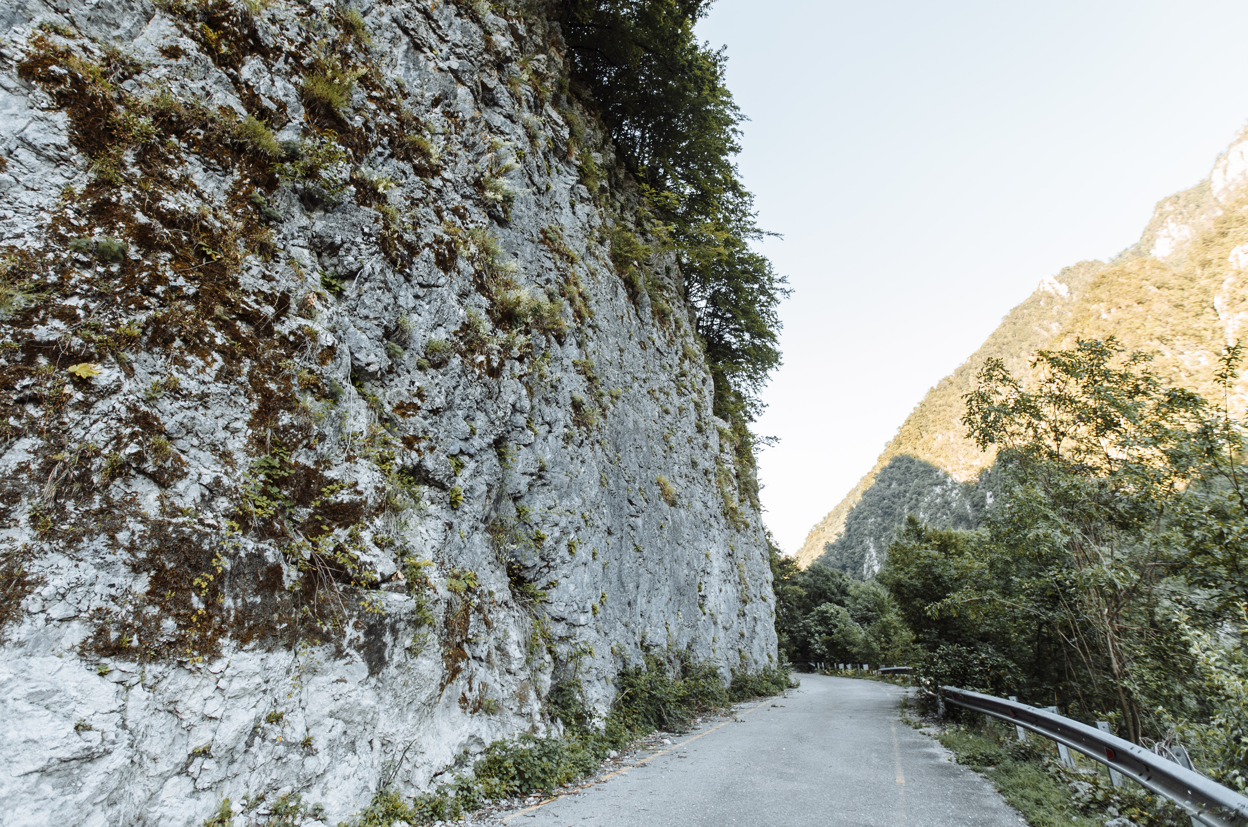 Ярослав и Тина. Прогулка в горах. Свадебный фотограф Сочи Елена Казакова