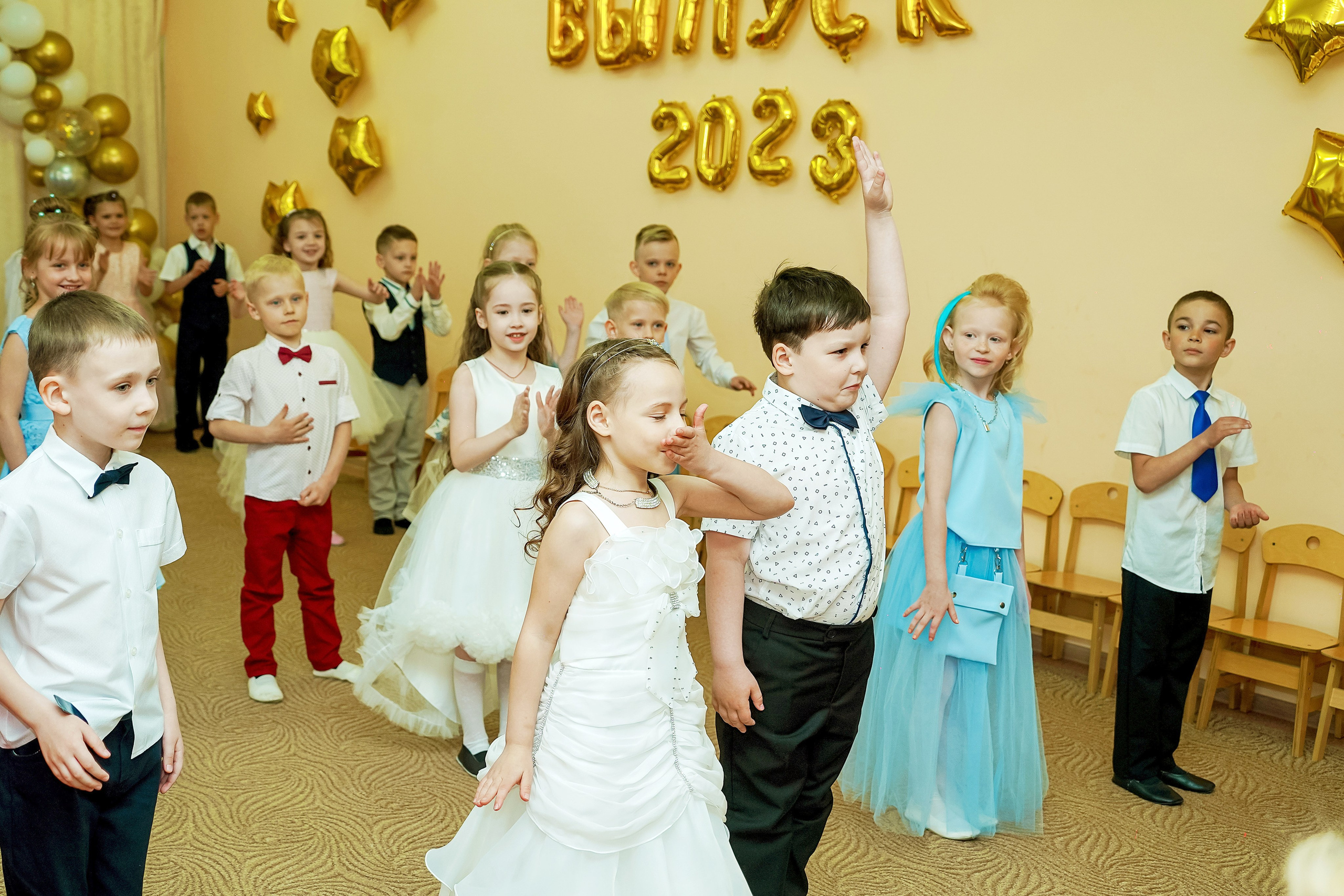 Фотосъемка видеосъёмка фотограф видеооператор новогодних утренников  в. Фотограф, видеооператор Нина Коршунова