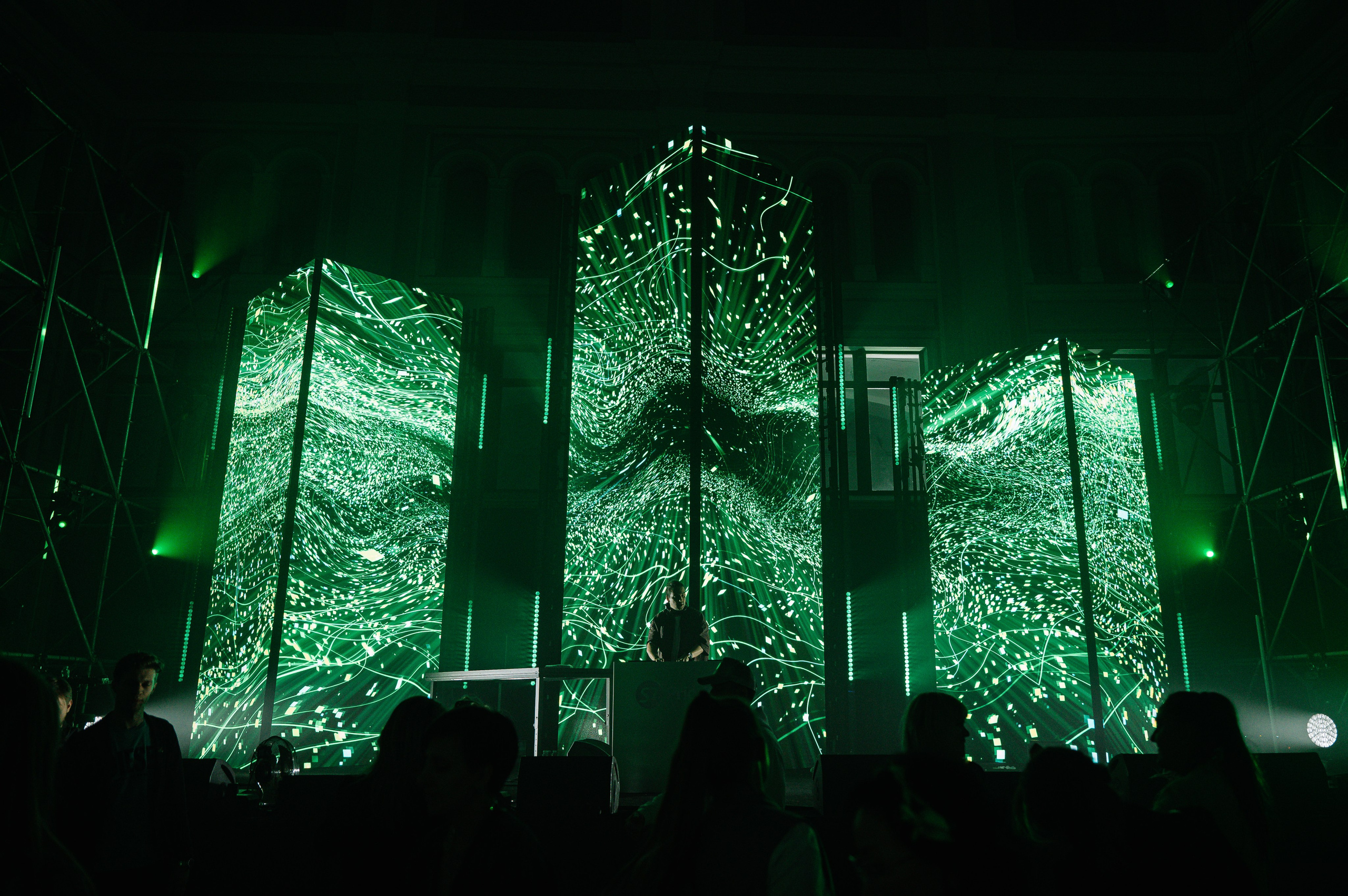 S7 Airlines — S7 Priority / 15th anniversary celebration. OOPS TEAM