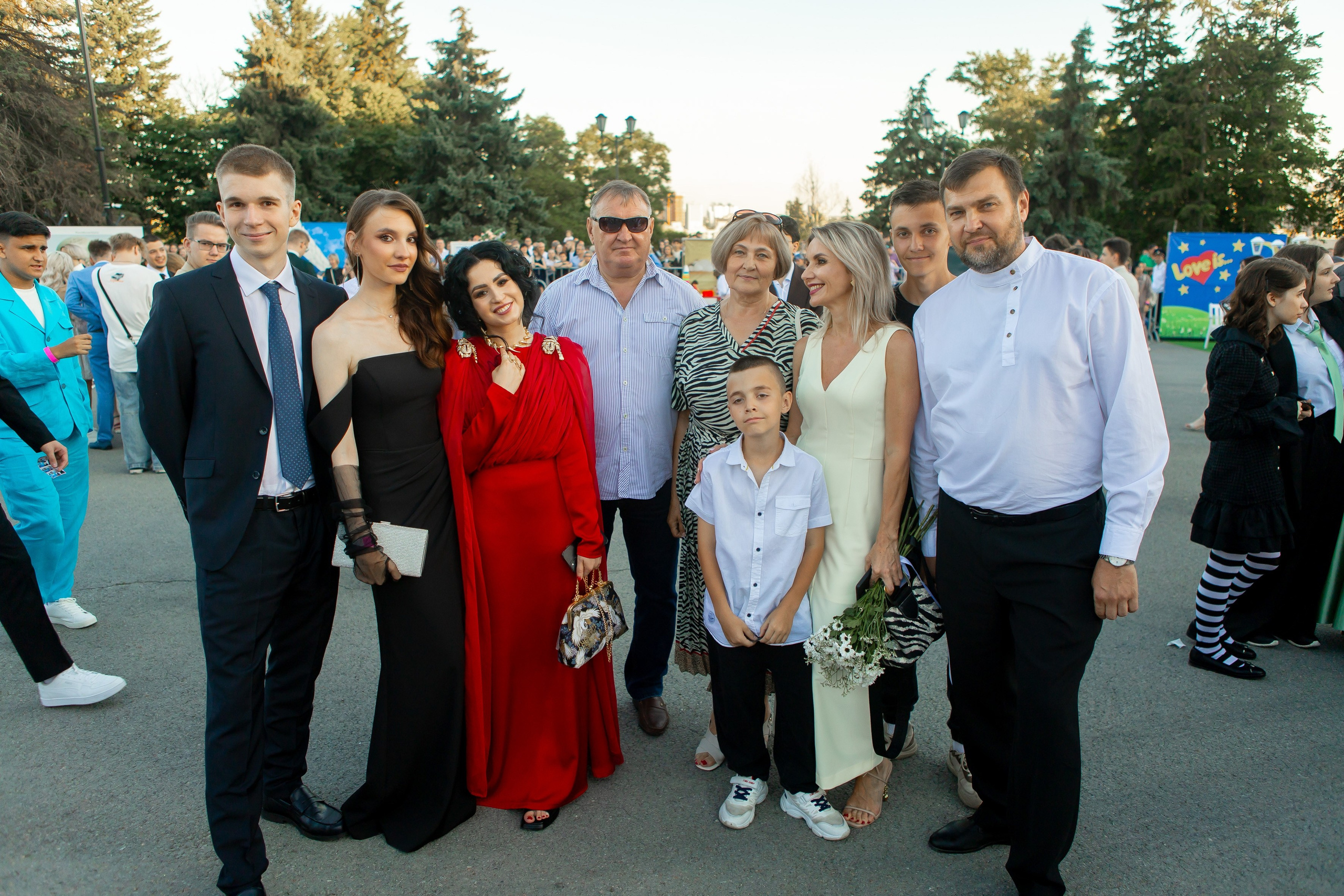 Выпускной Гимназия 12 2024 г. Свадебный и портретный Фотограф в Липецке Дмитрий Котюков