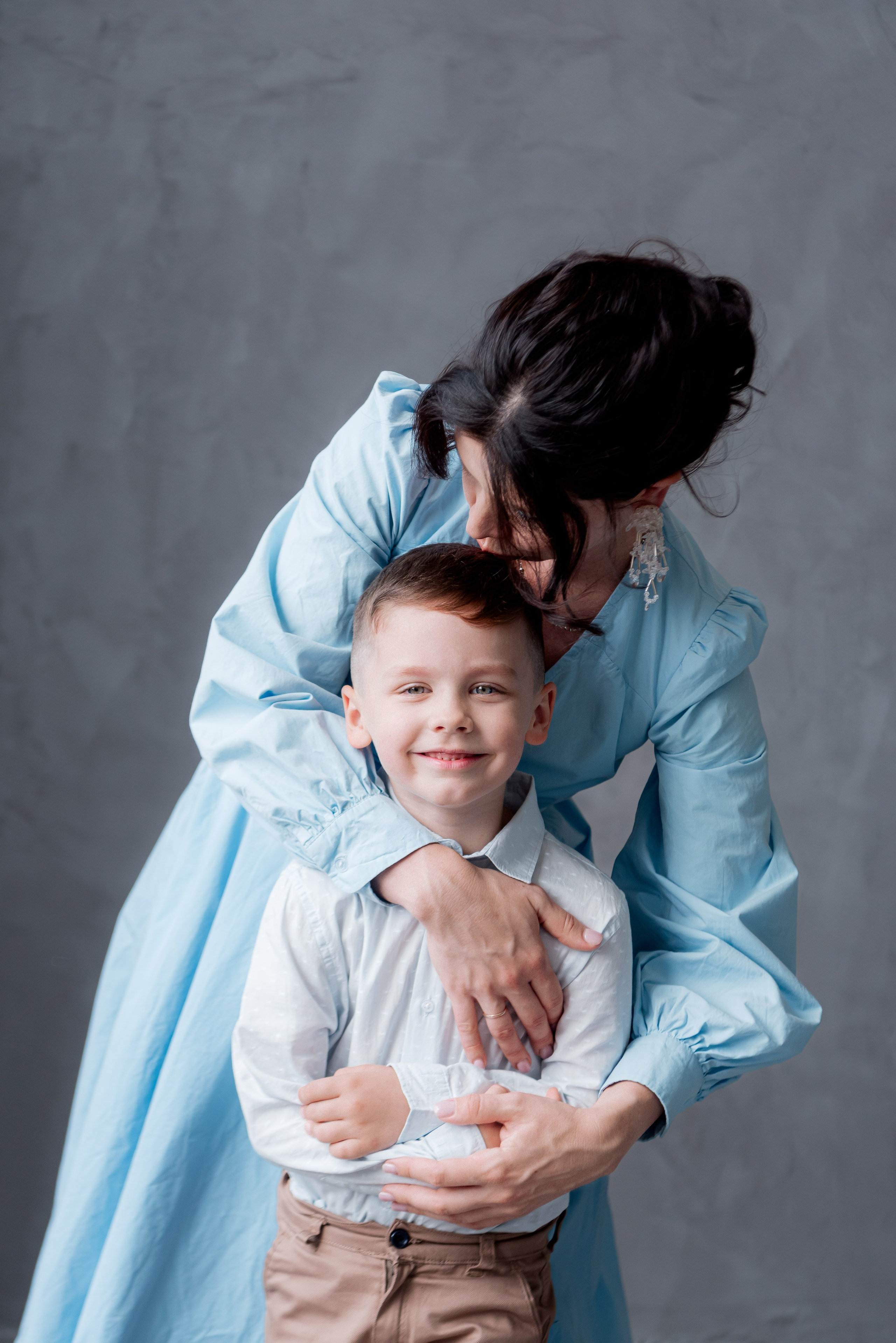 Мама и Сын в студии Патрики. Фотограф в Волгограде и Волжском Александр Горбань