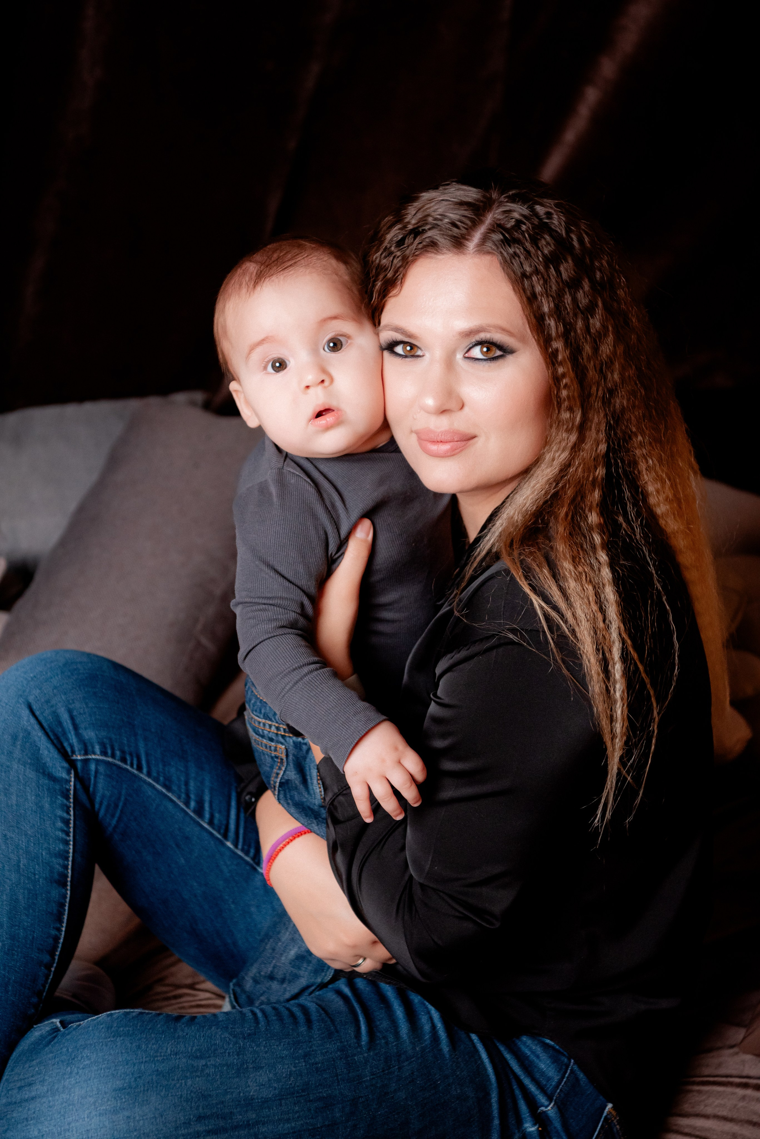 Семья Шварц в студии Атмосфера, зал Колорит. Фотограф в Волгограде и Волжском Александр Горбань