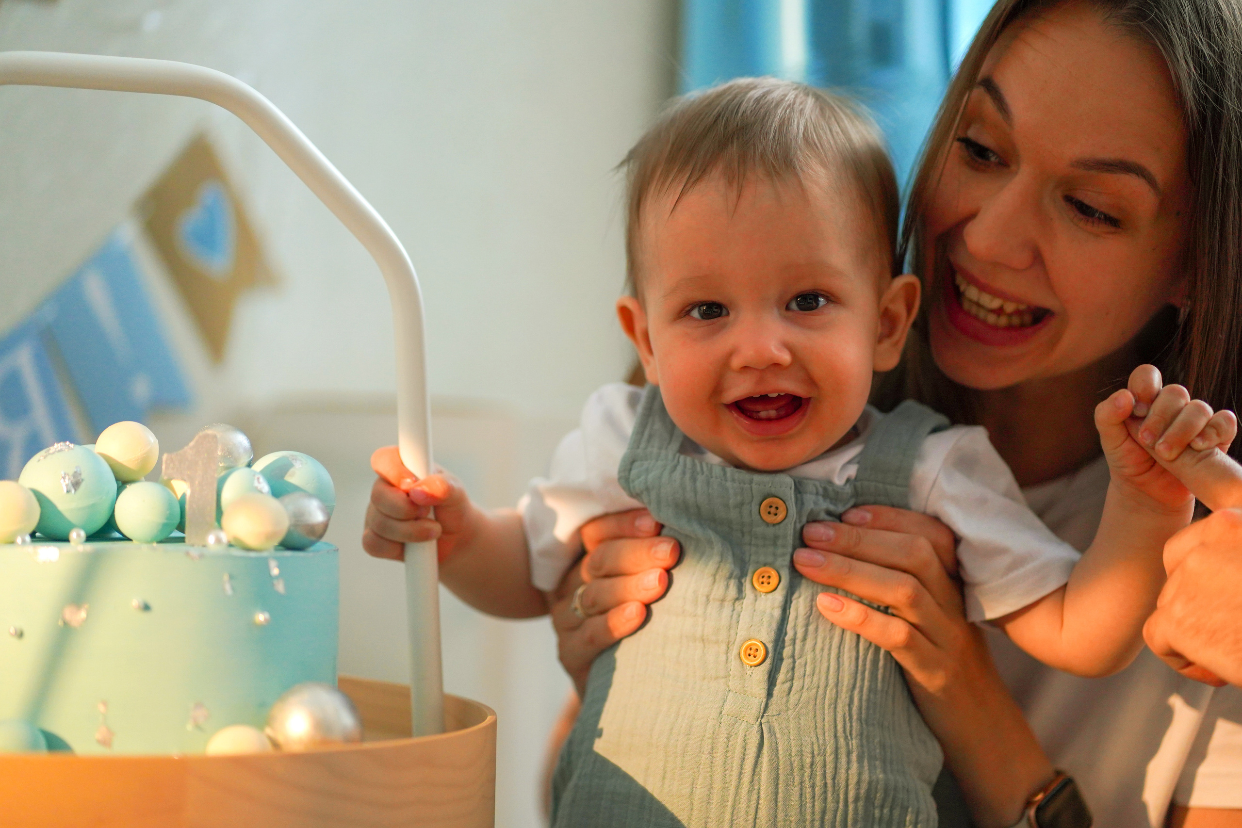 Домашний праздник на 1 годик. Семейный фотограф Москва Путилково Гуляшова Екатерина