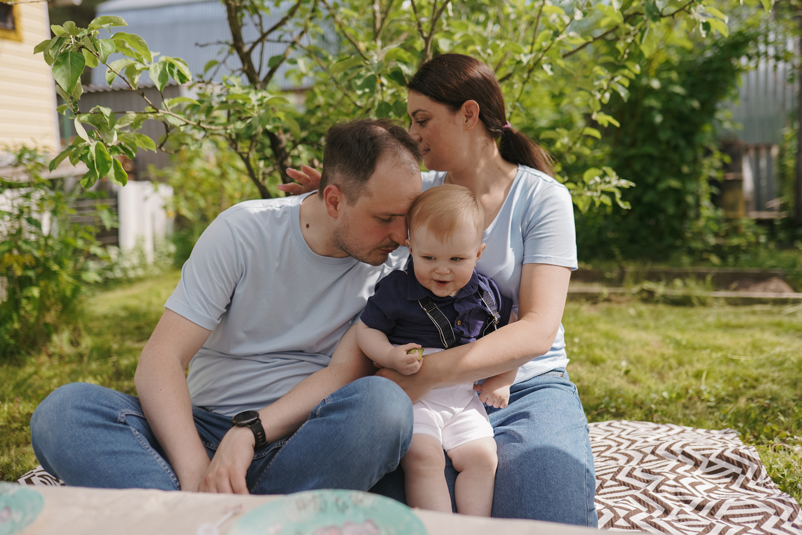 Годовасие на даче. Семейный фотограф Москва Путилково Гуляшова Екатерина