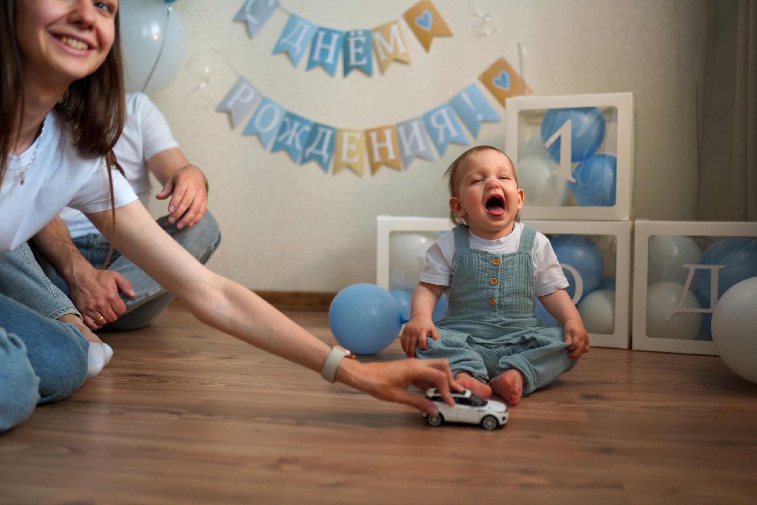 Домашний праздник на 1 годик. Семейный фотограф Москва Путилково Гуляшова Екатерина