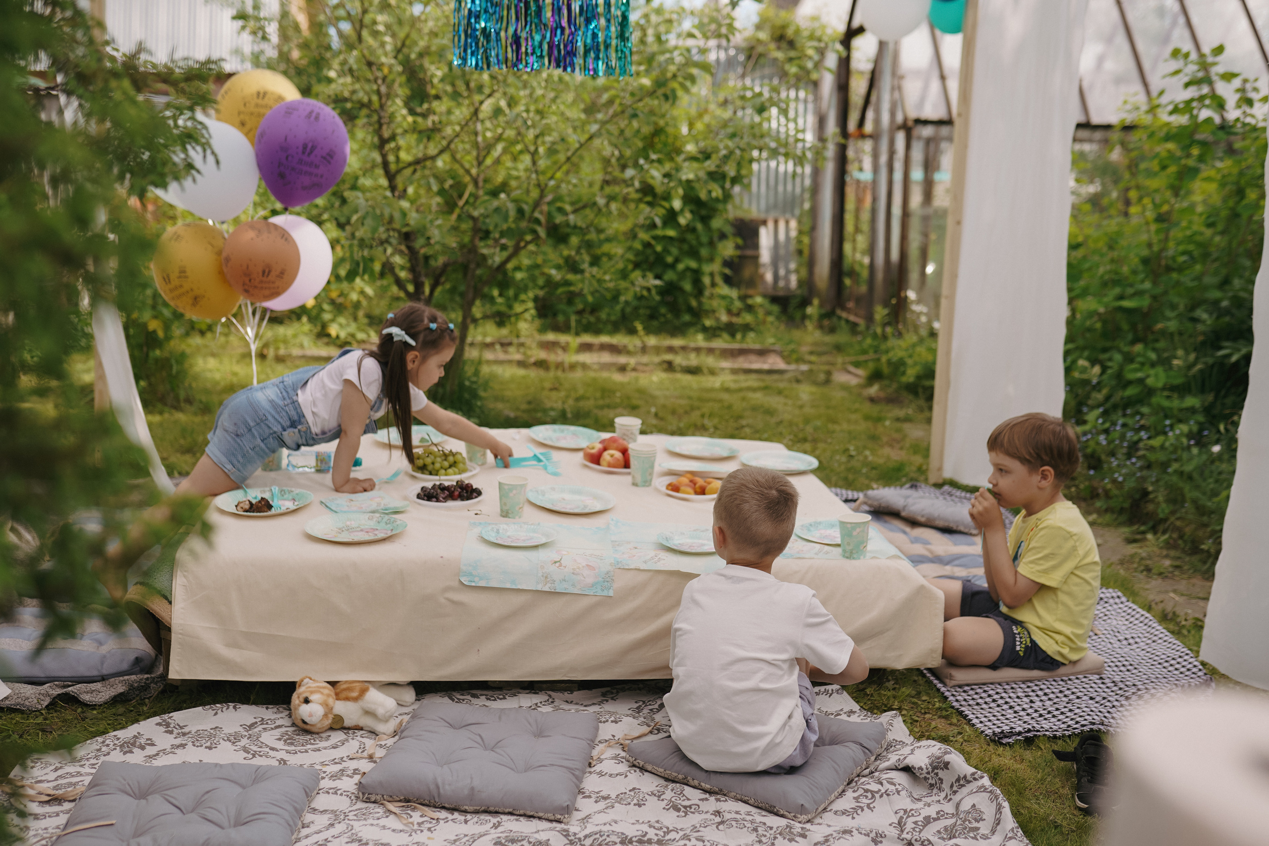 Годовасие на даче. Семейный фотограф Москва Путилково Гуляшова Екатерина