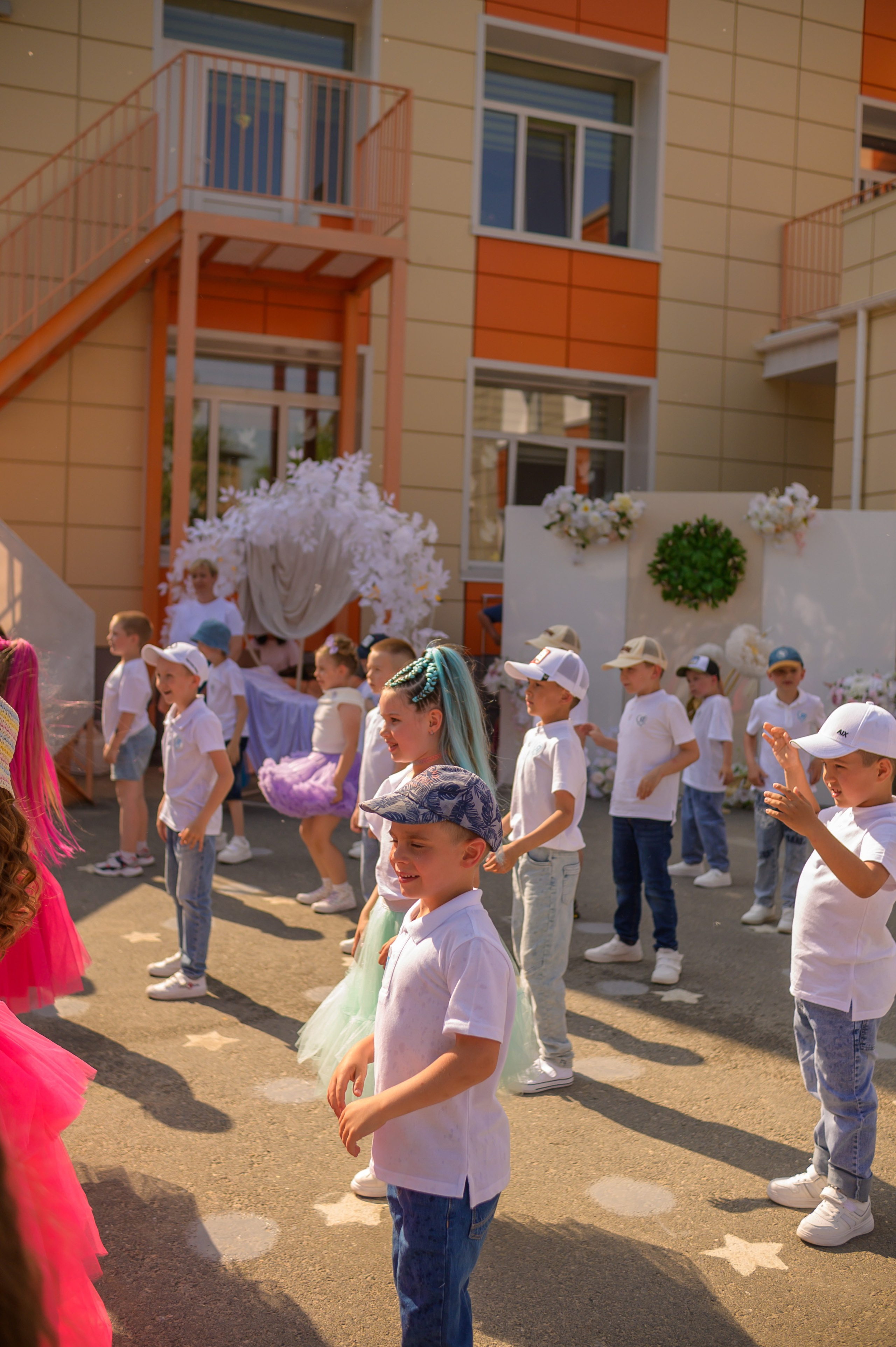 Репортаж выпускного группа «Фантазёры» 3 садик. Фотограф новорожденных, семейный детский в Тюмени Татьяна Морозова