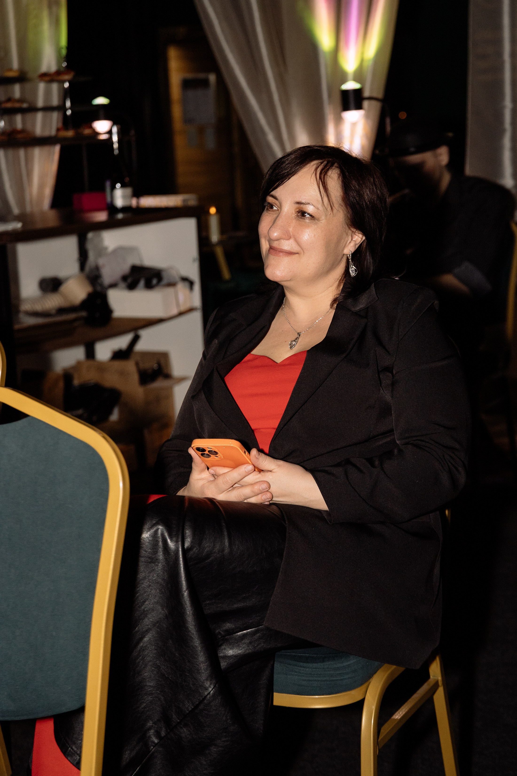 Поэтический вечер с Игорем Бушмелевым и Никой Станиславчик. Фотограф Юлия Мальцева