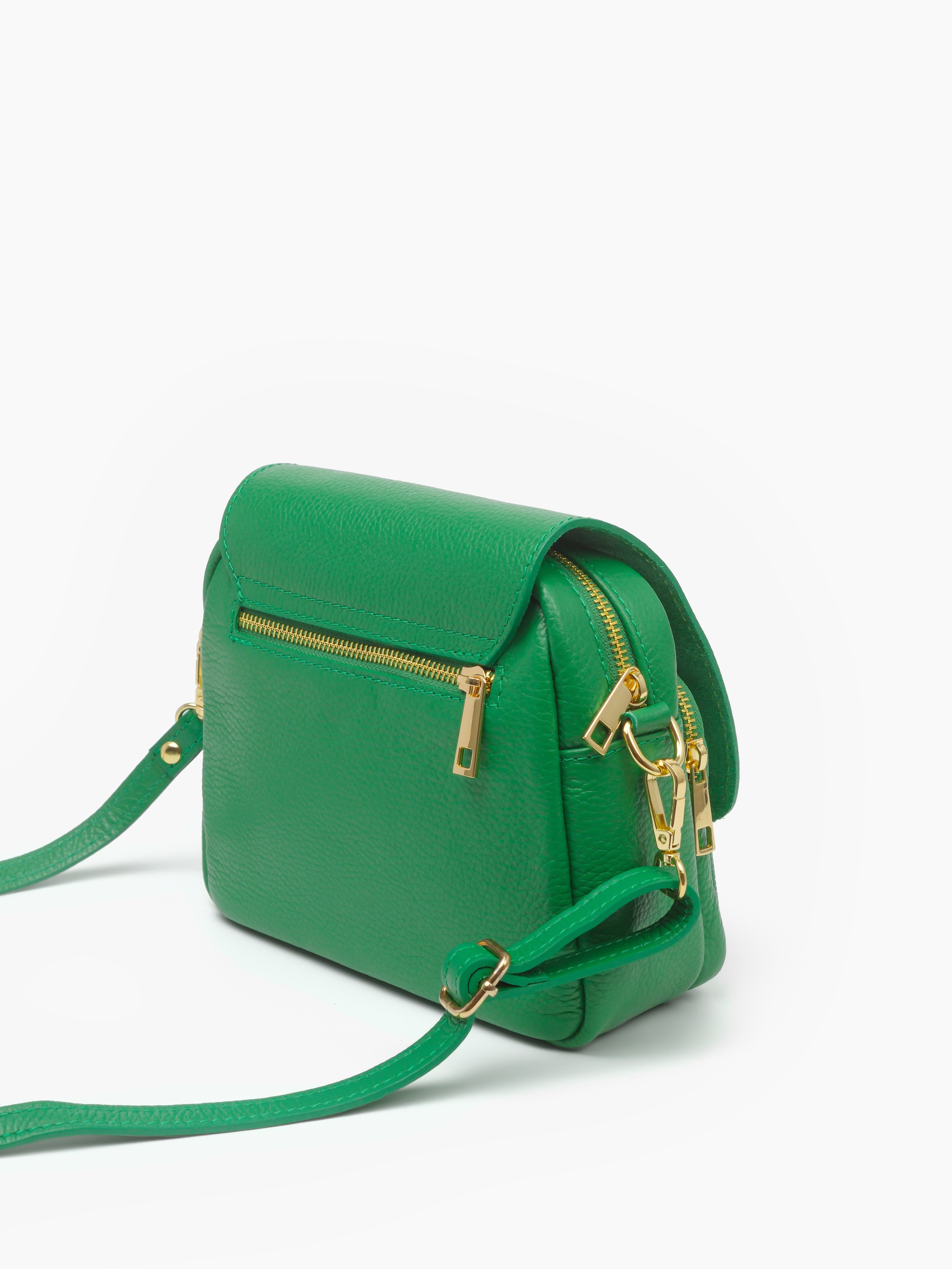 Сумки. Предметный фотограф, инфографика и видео в Санкт-Петербурге