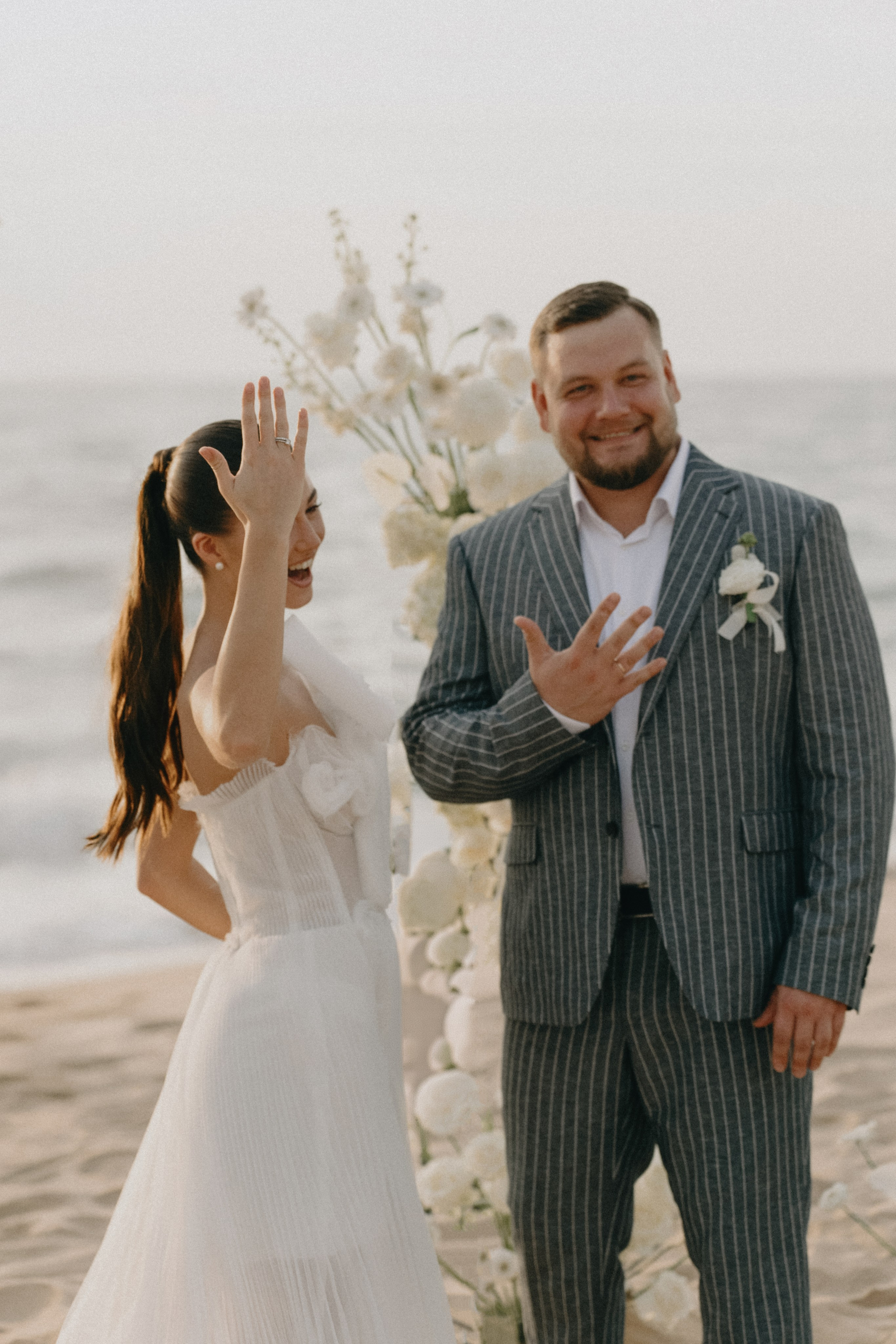 Иван & Анастасия. La Marée wedding agency Свадебное агентство на Фукуоке, Вьетнам — организация свадеб, декор, координация и помощь парам для идеального дня