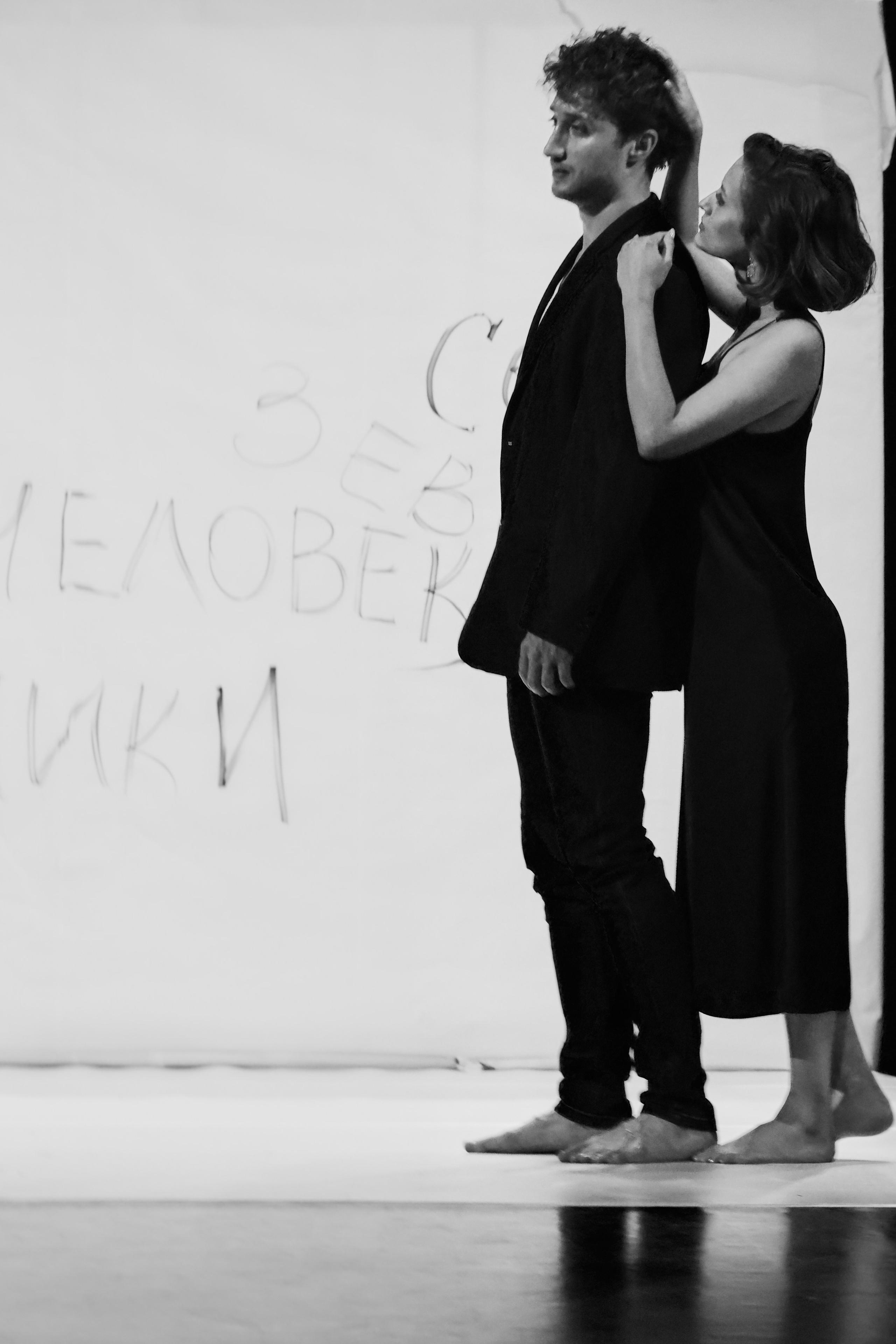 Спектакль «Забыть Герострата» (серия — монохром), Театр «Сначала-Сначала театр». Наталья Алексеенко. Фотохудожник в Москве. Репортаж, портрет, стрит