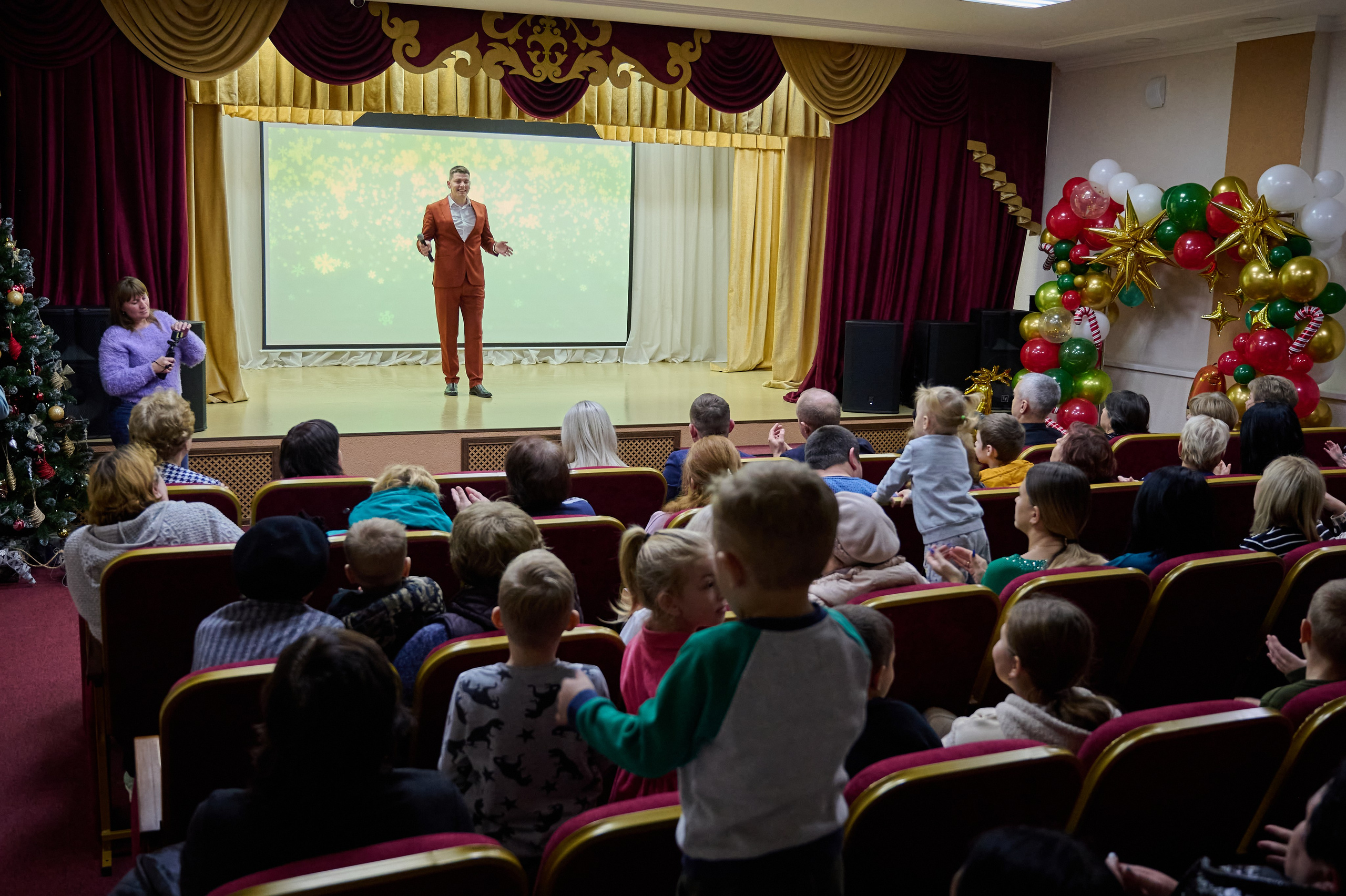 Концерт в ДК с. Виноградное. Жизнь курорта Кабардинка в фотографиях