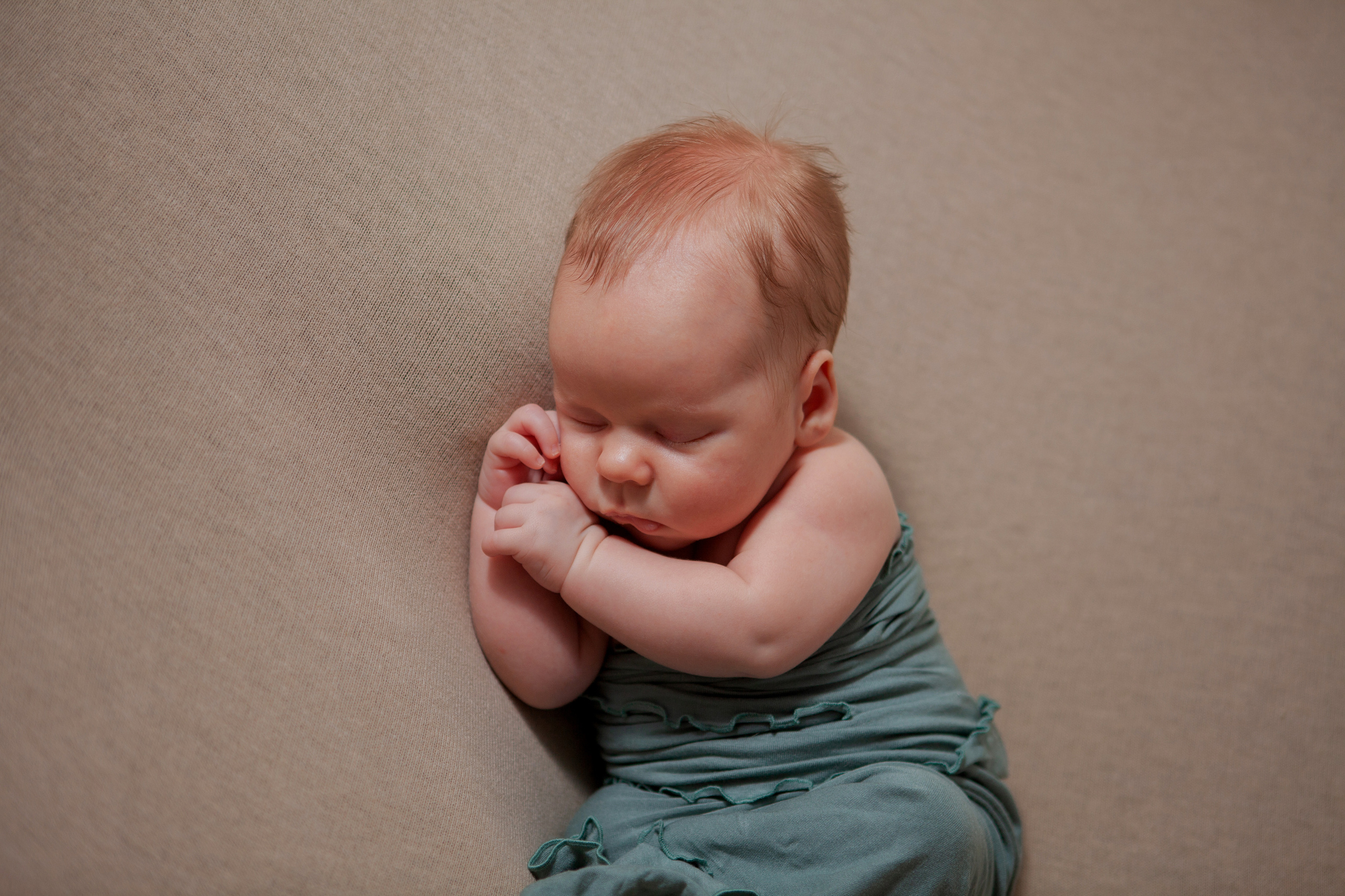 Анна и Саша. Фотосессия новорожденных в Москве фотограф Савина Анастасия