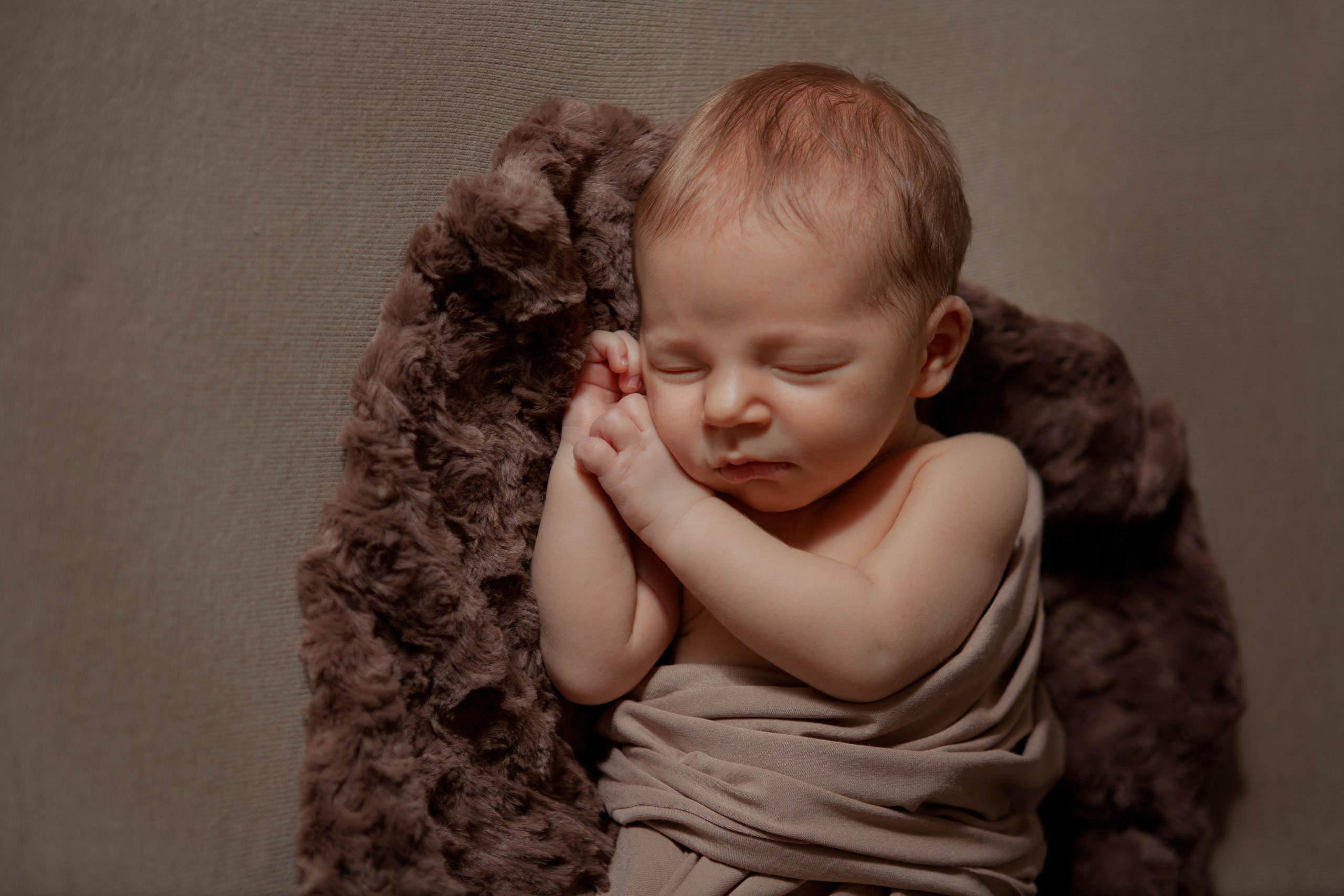 Яна и Рома. Фотосессия новорожденных в Москве фотограф Савина Анастасия