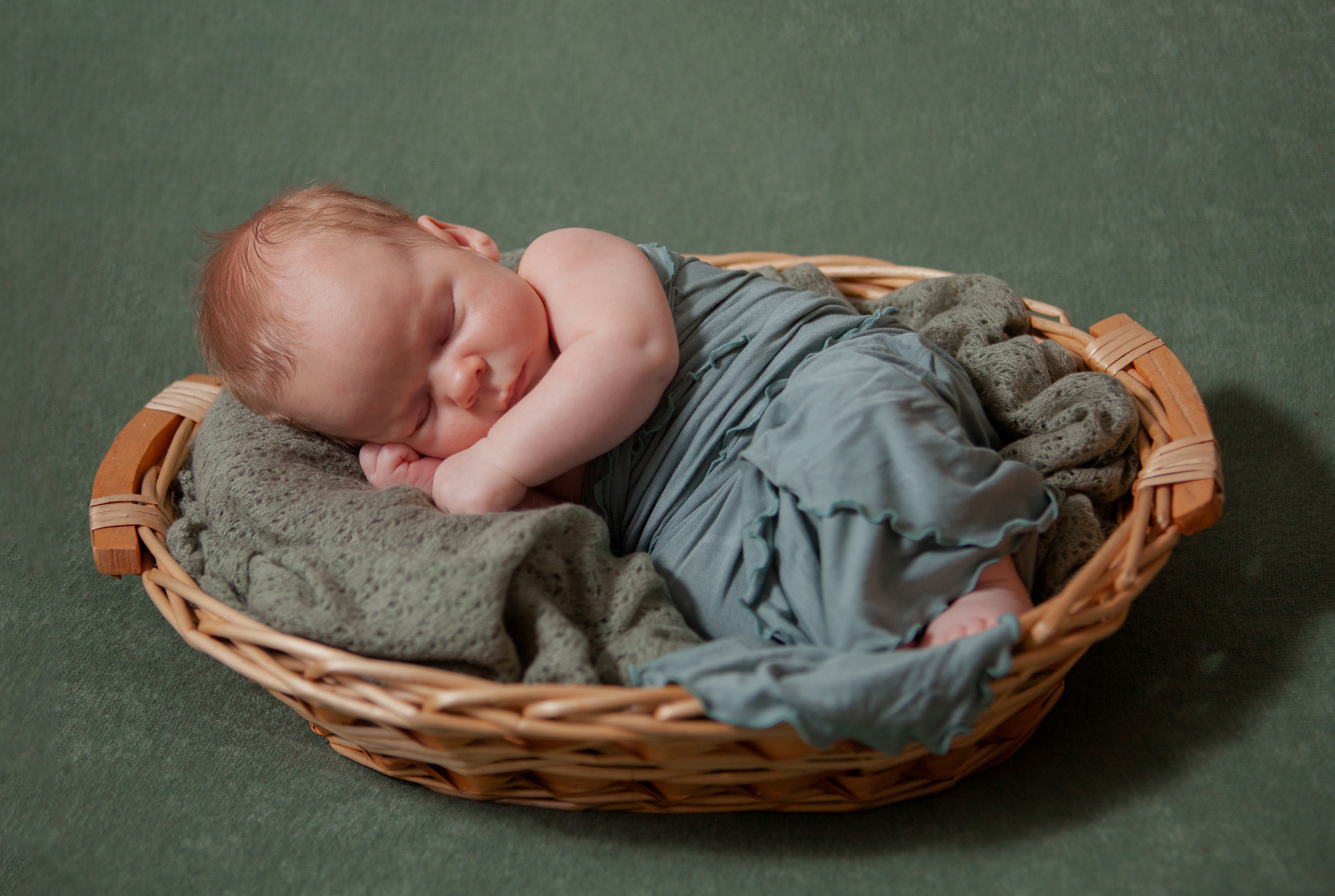 Анна и Саша. Фотосессия новорожденных в Москве фотограф Савина Анастасия