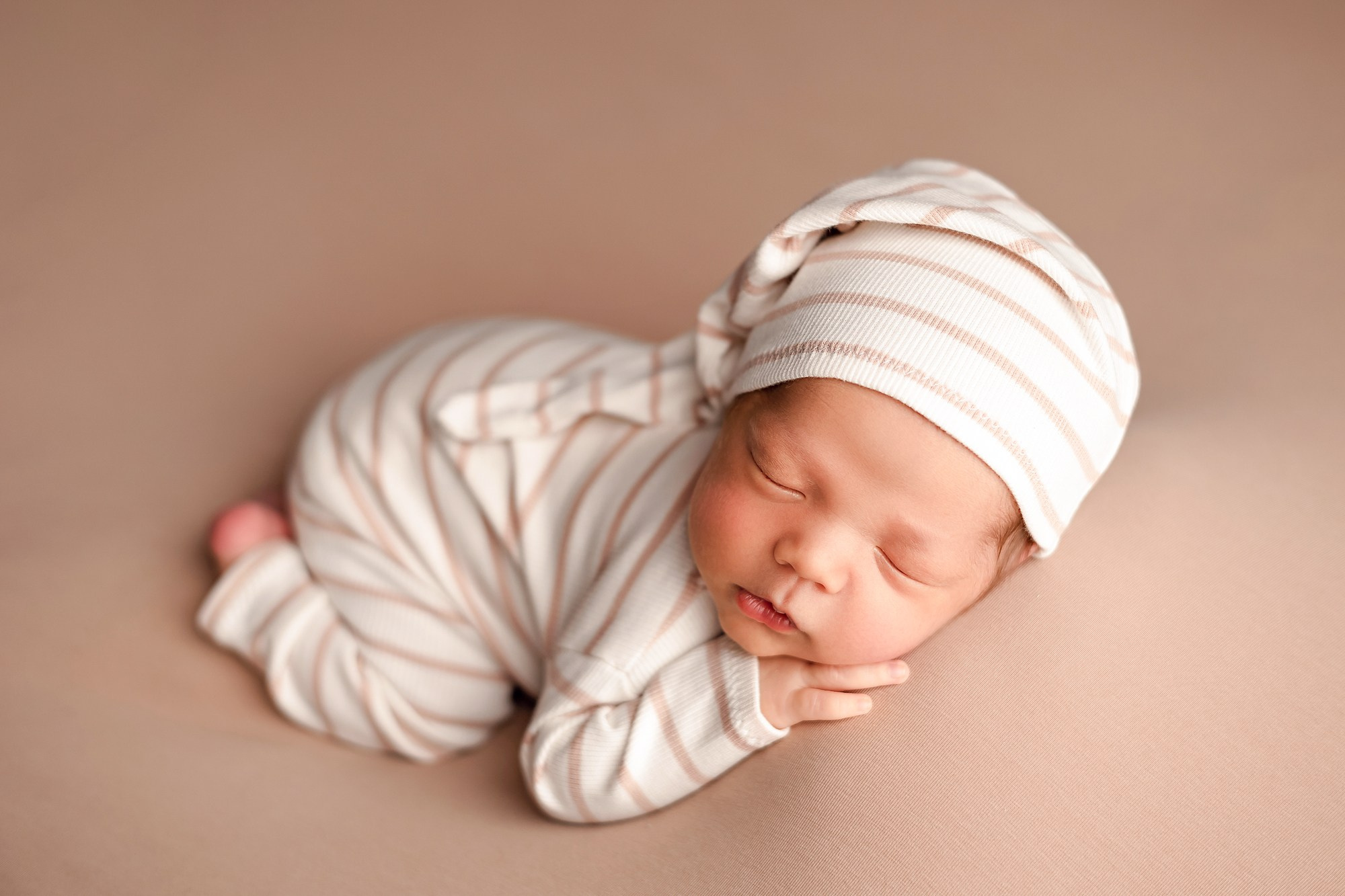 Новорожденные. Фотограф новорожденных