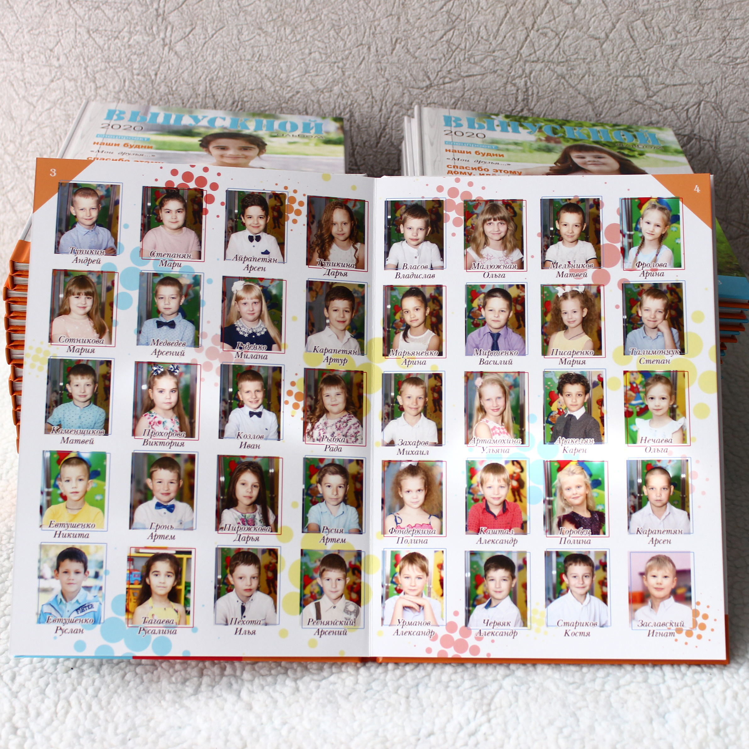 Образцы выпускных фотокниг для детского сада. Детский школьный и семейный фотограф в Краснодаре