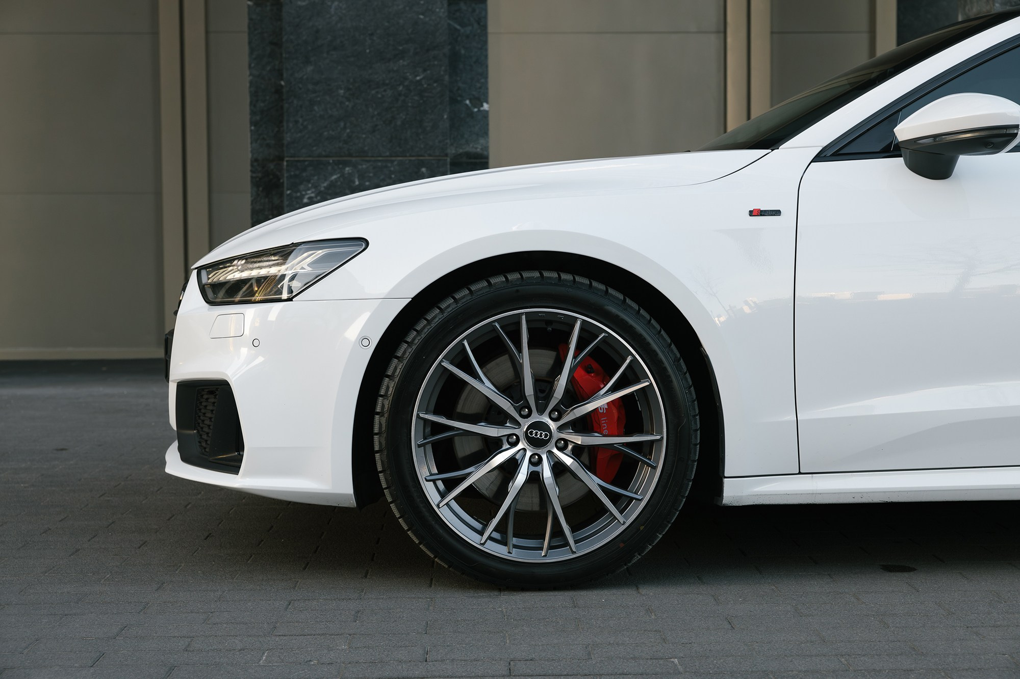 Audi A7 3.0 AMT, 55 TFSI 3.0 quattro S tronic (340 л. с.), 2019 год. Автосалон «Х-Авто»