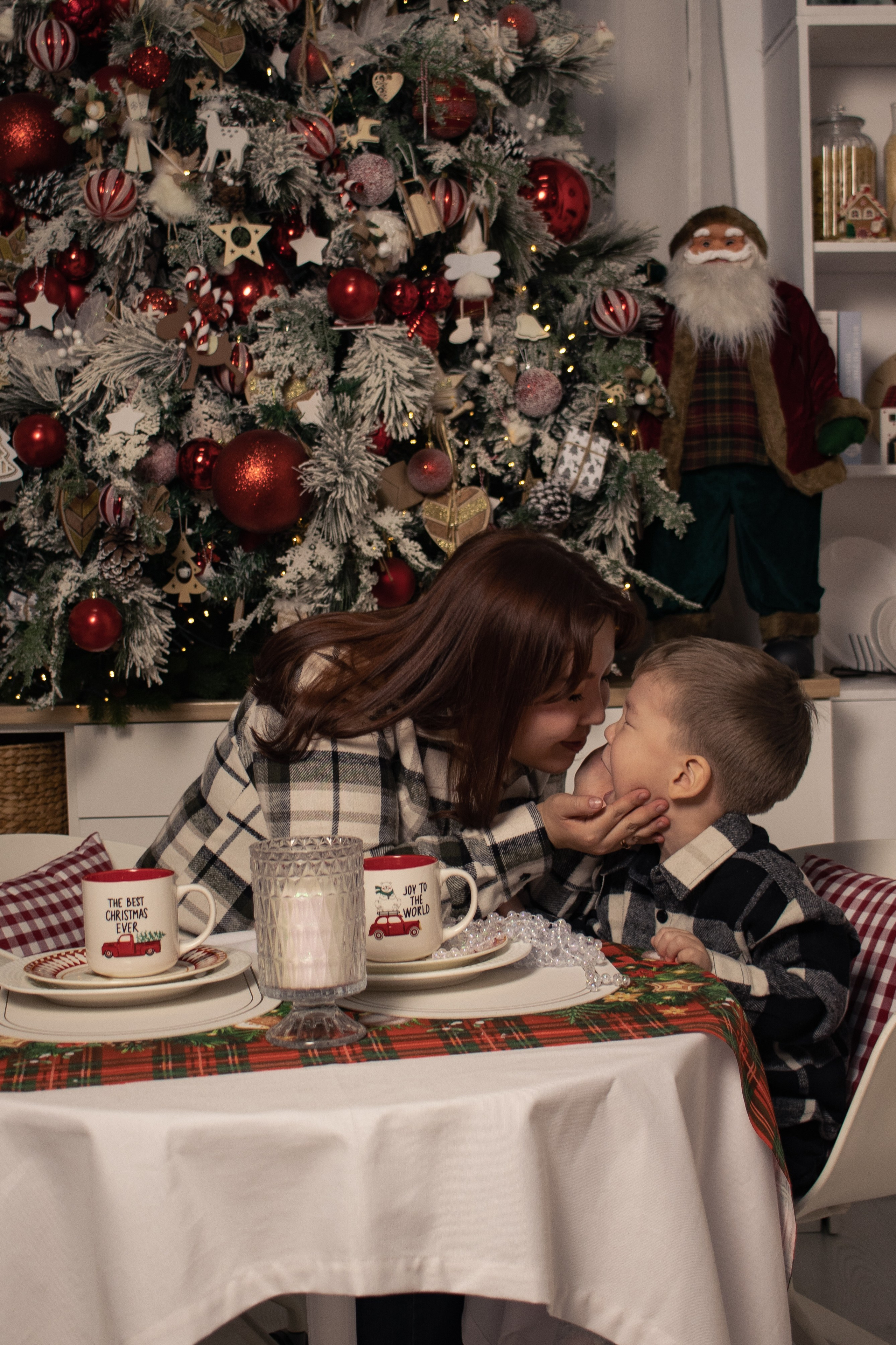 Студийная фотосессия. Фотограф в Астане, индивидуальная, семейная, домашняя фотосессия