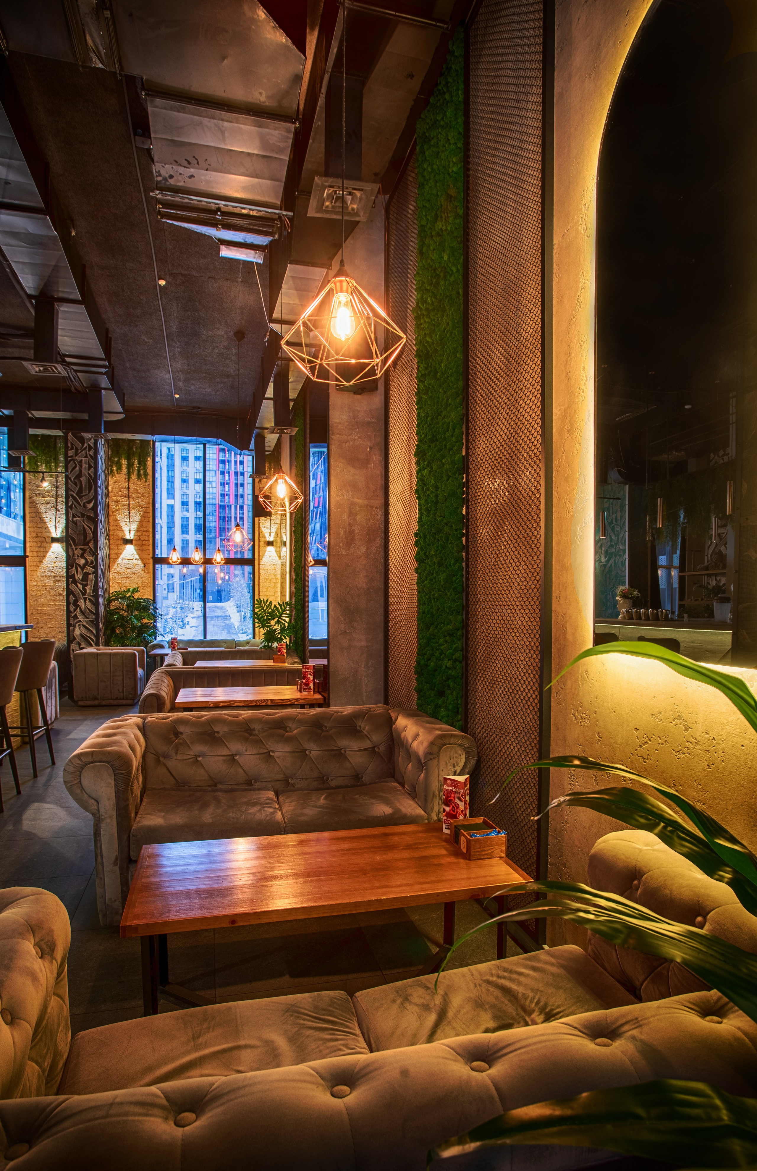 Интерьер кальянной Мята Lounge Уфа, уютная зона отдыха с кальянами, Кальянная Мята Lounge Уфа, стильный дизайн, комфортная атмосфера, Зона отдыха Мята Lounge Уфа, современные кальяны, барная стойка, Интерьер Мята Lounge Уфа, мягкие диваны, приглушённый свет, кальяны, Кальянная Мята Lounge Уфа, место для расслабления, общения, Мята Lounge Уфа, атмосфера уюта, дыма кальянов, Кальяны, релакс, Мята Lounge Уфа, Стильный лаунж, Мята Lounge Уфа, Уютный лаунж, кальяны, Мята Lounge Уфа, Расслабление, Мята Lounge Уфа, кальяны, комфорт, Тёплая атмосфера лаунжа, Мята Lounge Уфа, мягкие кресла, дым кальянов, приятная музыка, Расслабляющий интерьер, Мята Lounge Уфа, идеальное место для вечера, Современная кальянная, Мята Lounge Уфа, стиль, комфорт, атмосфера, Уютный лаунж-пространство, Мята Lounge Уфа, изысканные кальяны, Мята Lounge Уфа, стиль, комфорт, дым кальянов, Барная стойка, кальяны, лаунж, Мята Lounge Уфа, Современные кальяны, интерьер, Мята Lounge Уфа, Декор лаунжа, Мята Lounge, стильные элементы, Уфа, Зона кальянов, Мята Lounge Уфа, уют, стиль, Атмосфера лаунжа, мягкие диваны, кальяны, Мята Lounge Уфа