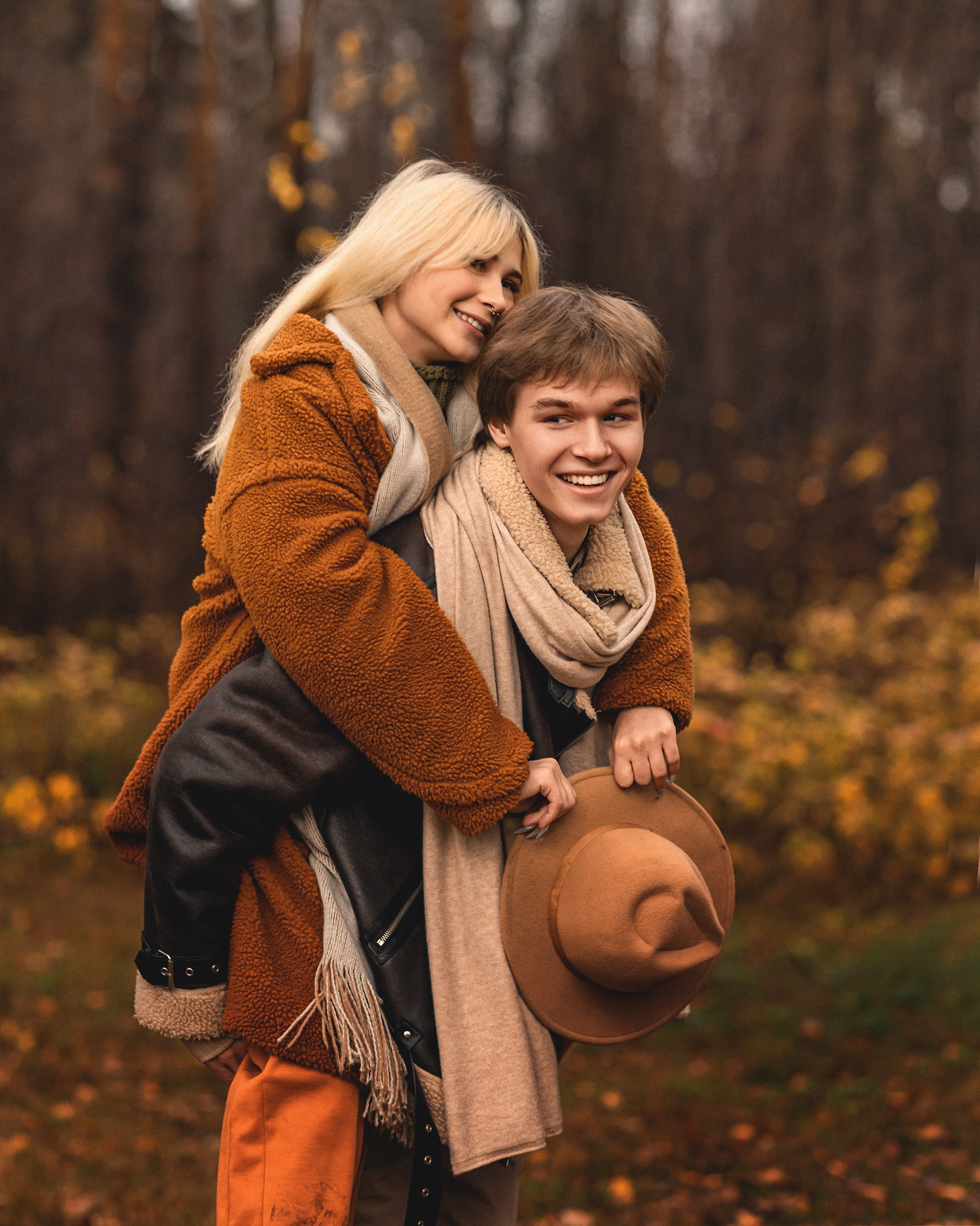 Осенняя лавстори. Детский и семейный фотограф Елена Михайлова в Москве