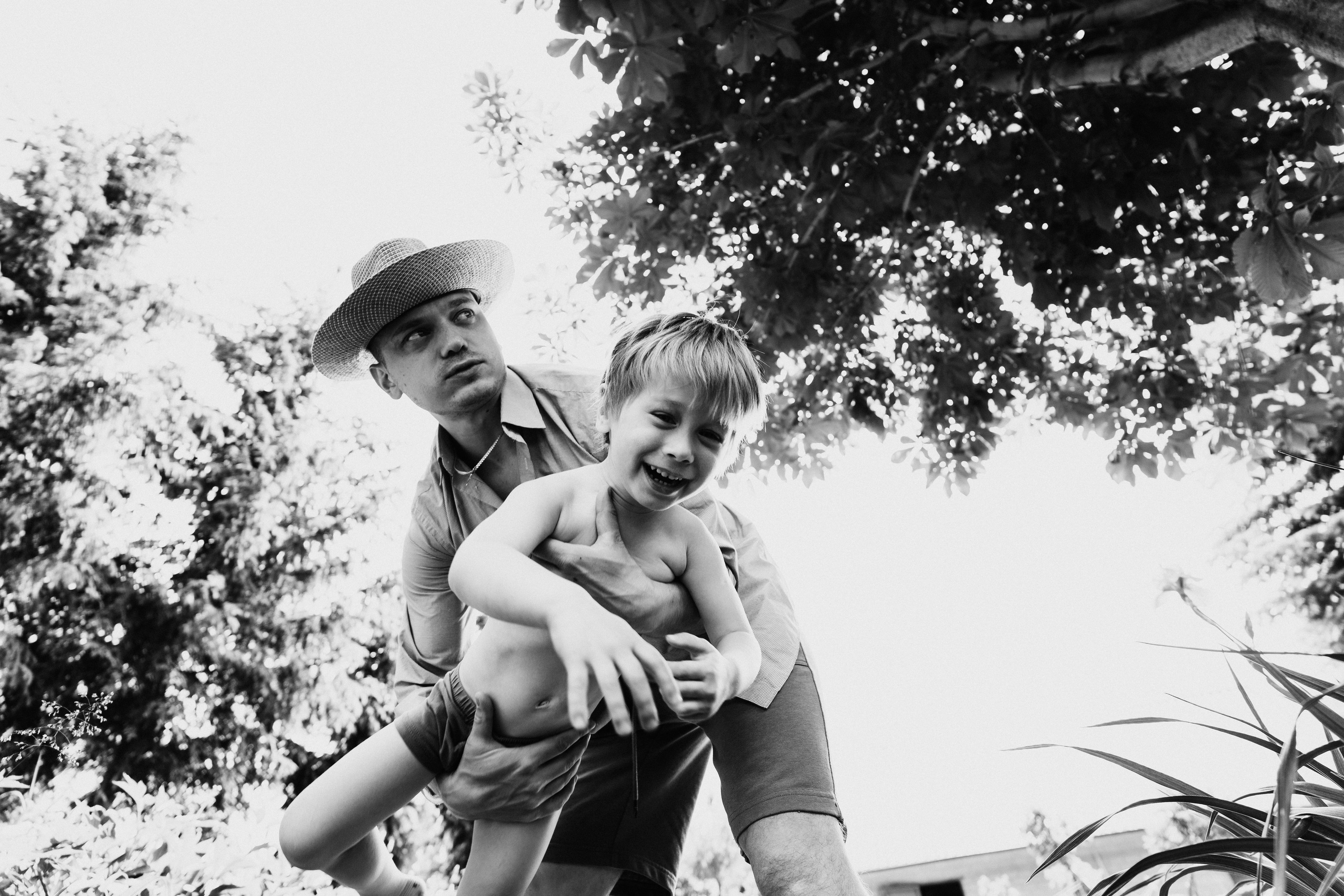 СЫН ВИДИТ В ОТЦЕ ГЕРОЯ, ДОЧЬ — РЫЦАРЯ. Семейный и детский фотограф Анна Бренч