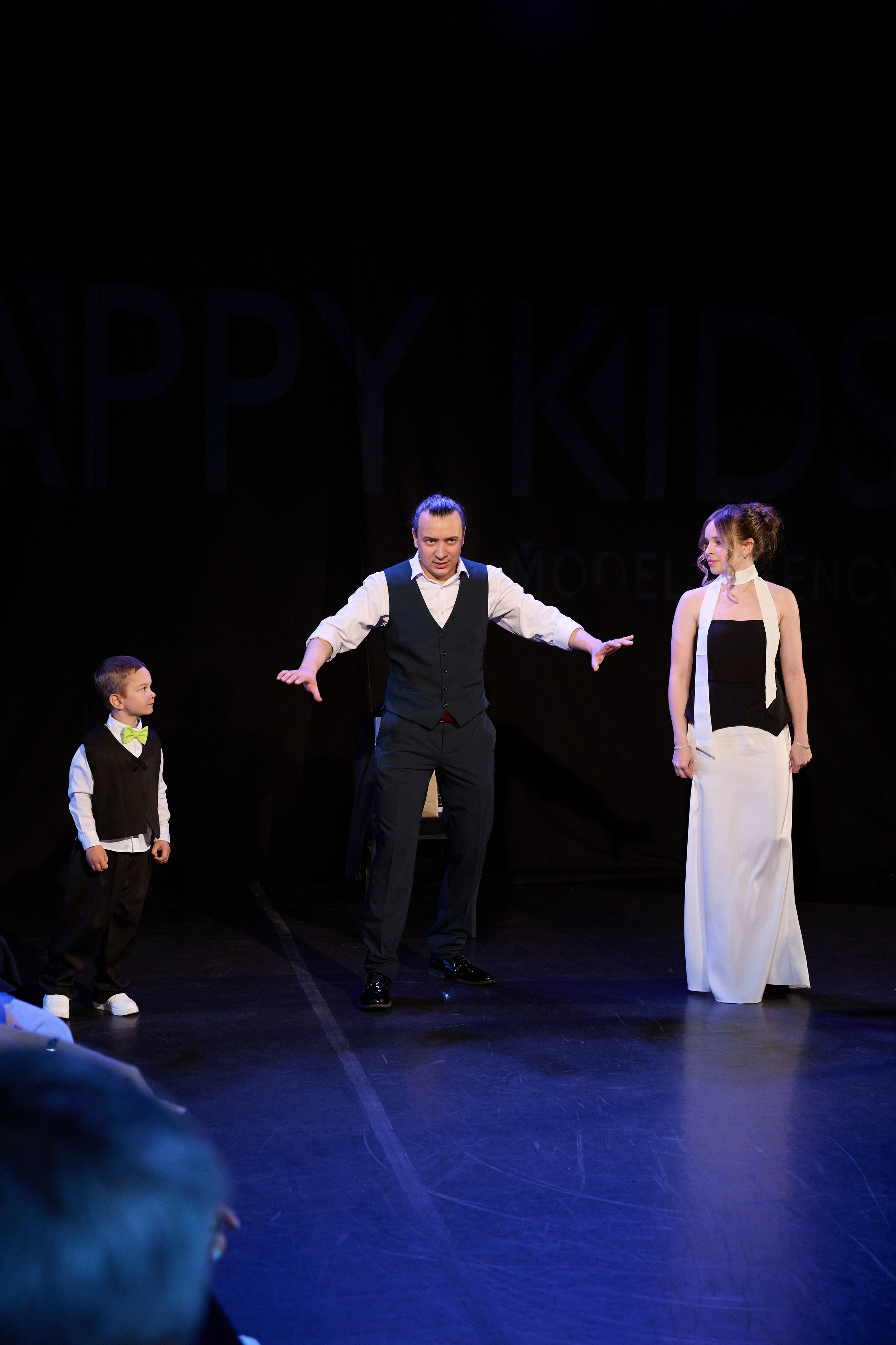 Выпускной модельной школы Happy Kids. Портретный фотограф Санкт-Петербург Владимир Веселов