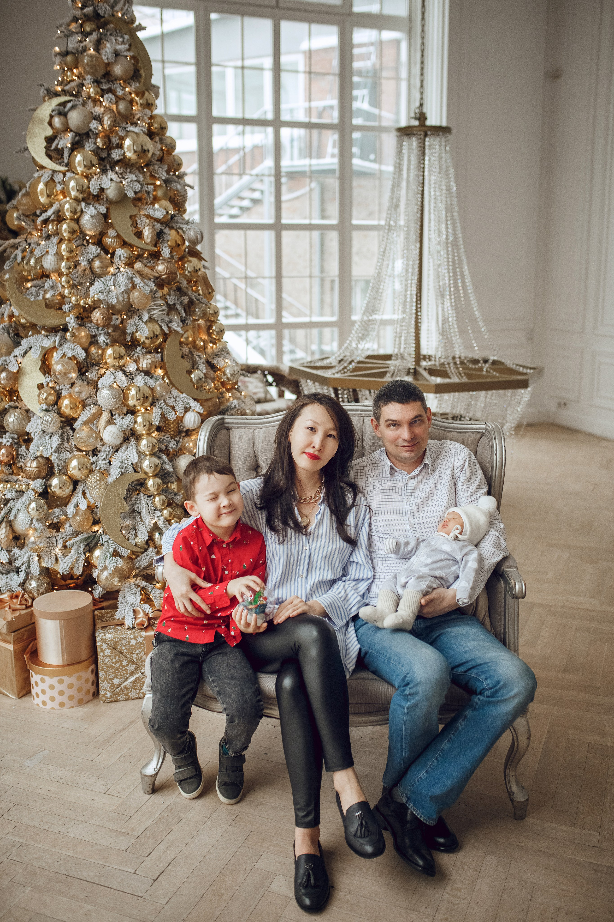 Ника, Родион и Рома. Фотограф на Крещение, семейный фотограф в Москве