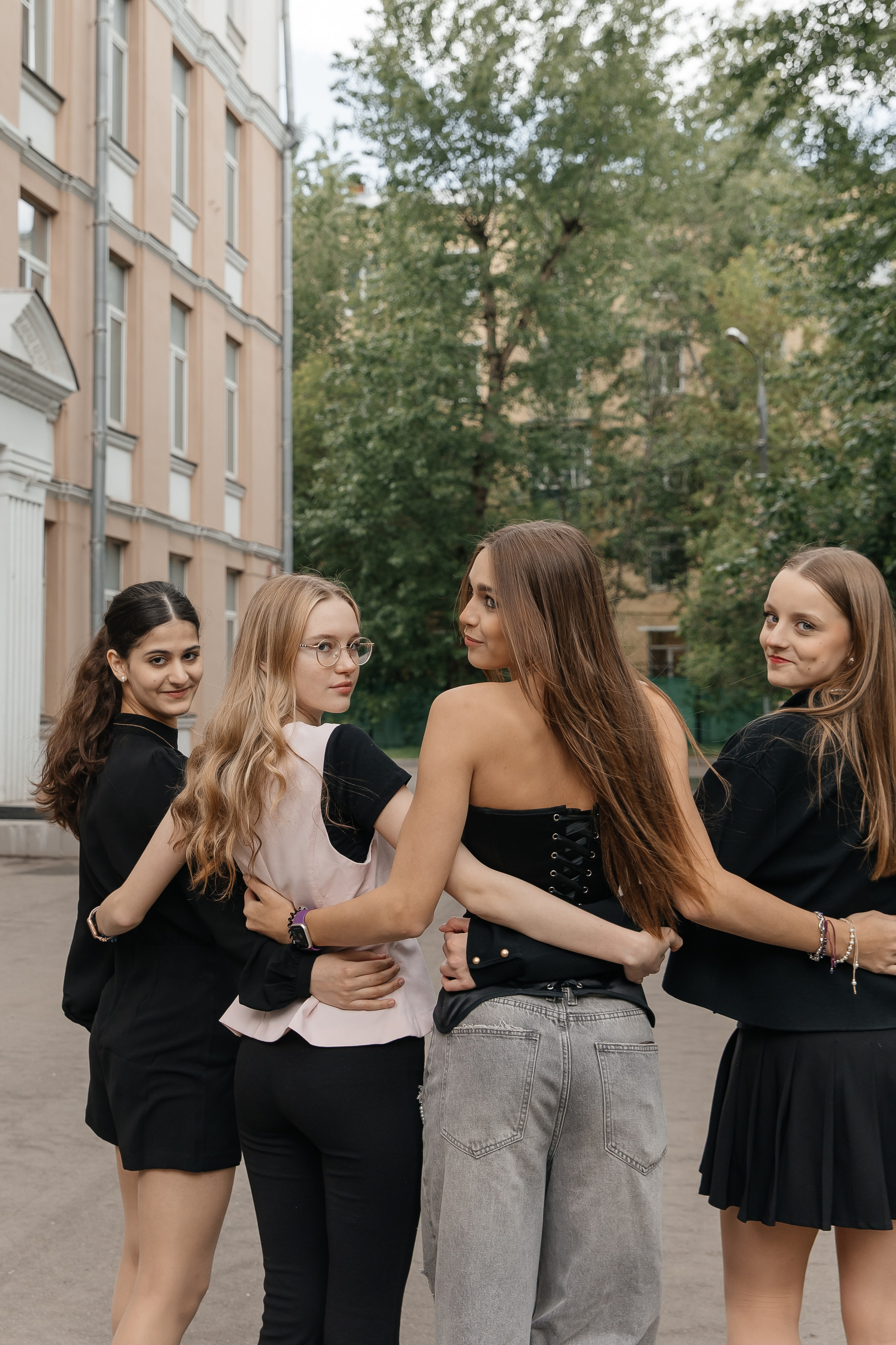 9 класс для альбома. Фотограф и видеограф Анна Домашенко