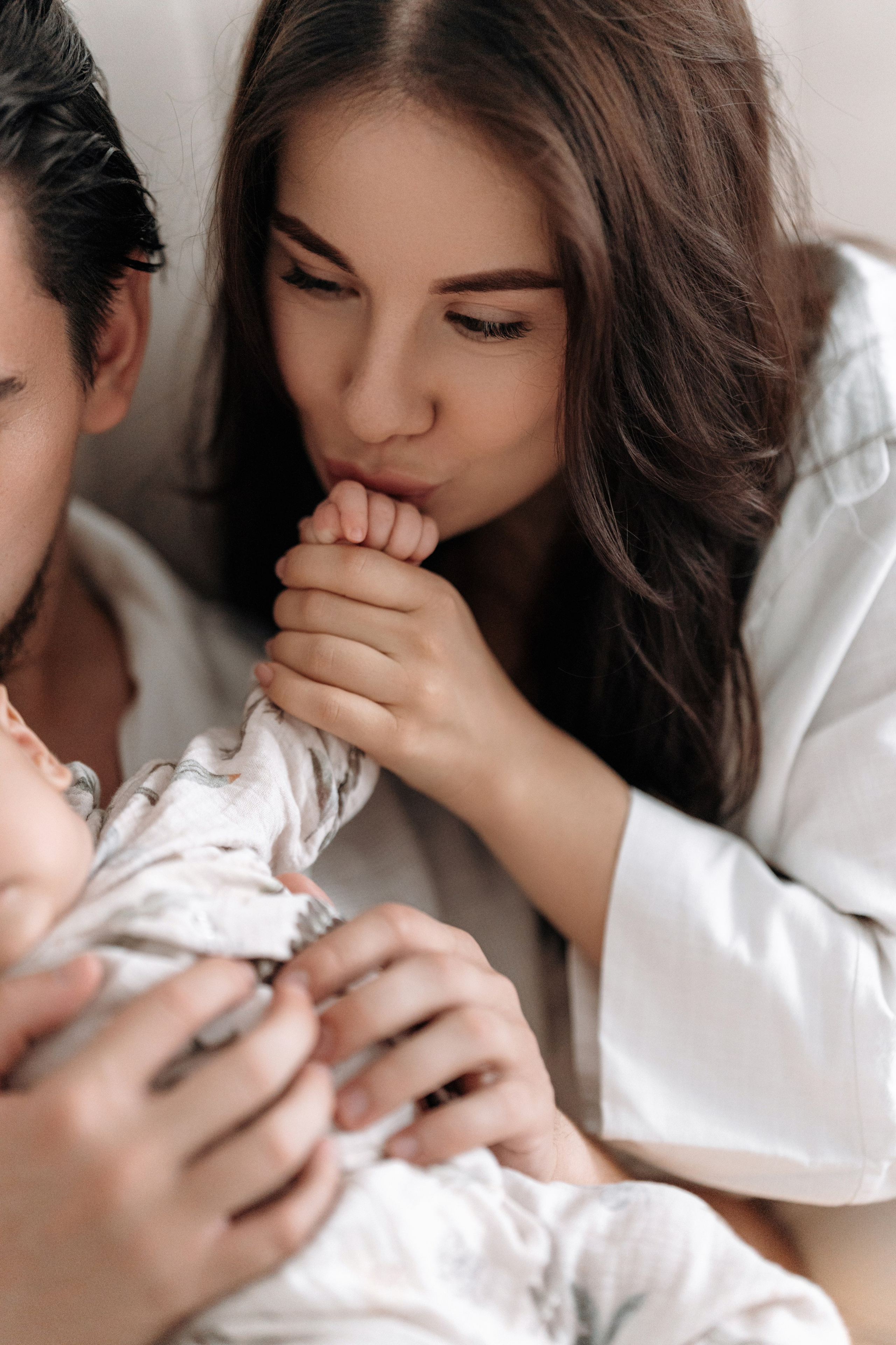 Малыш Марс дома с родителями. Семейный и свадебный фотограф в Ульяновске Арина Авдеева
