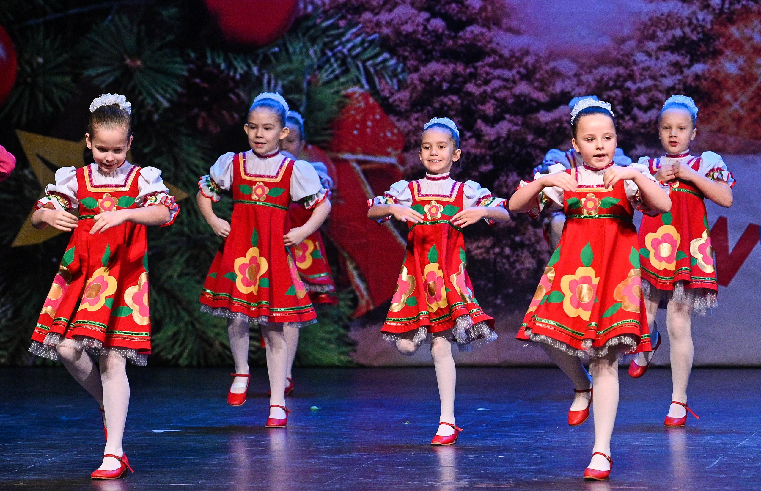 14.11.2024 «Новогодний Звездопад Талантов» Фестивальное движение «Шаг к мечте» г. Москва. Медиастудия Фото Концепт