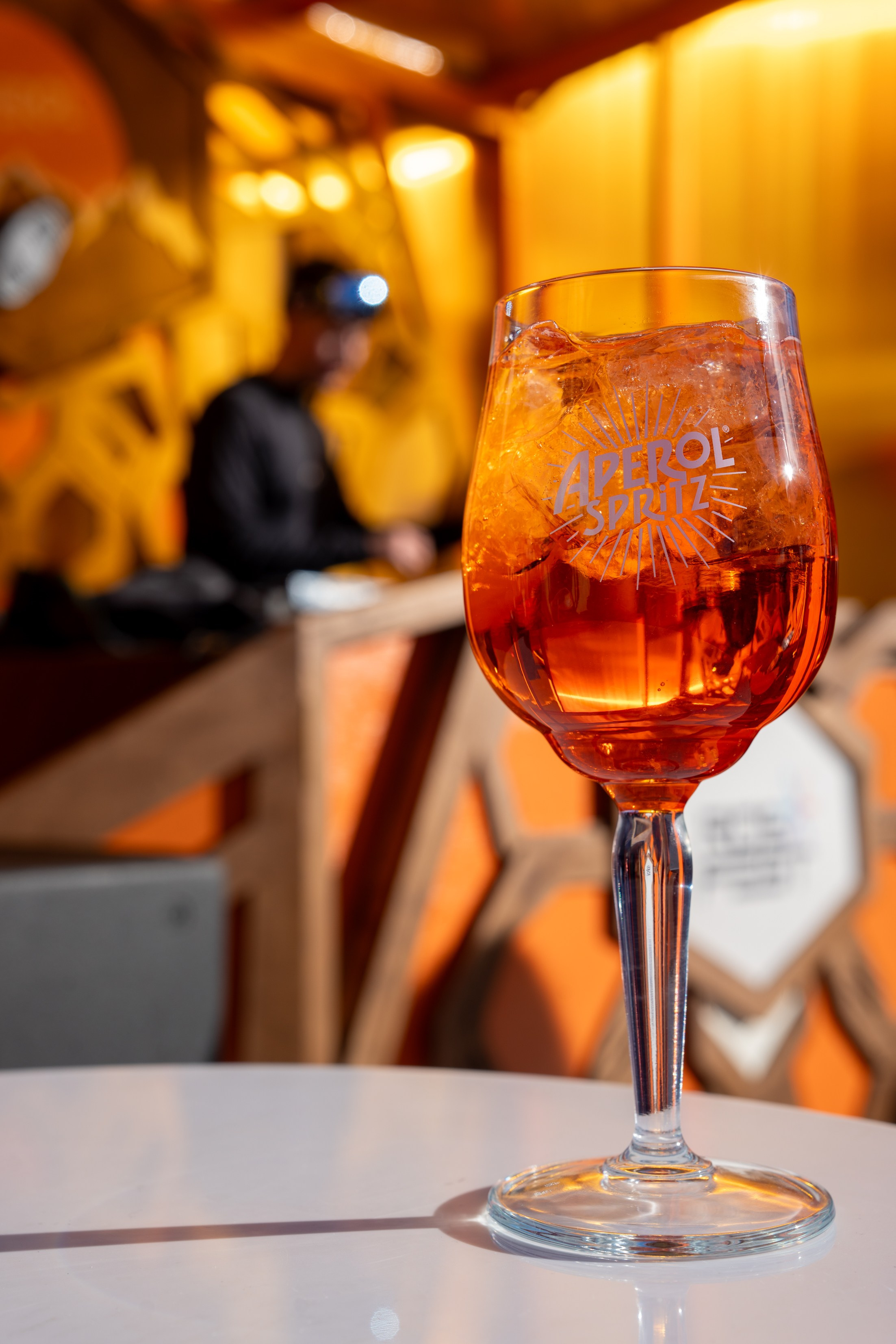 Фотоотчет партнерской интеграции Aperol Spritz на Роза Фест 2025. Репортажный фотограф в Красной Поляне и Сочи Павлюченко Екатерина