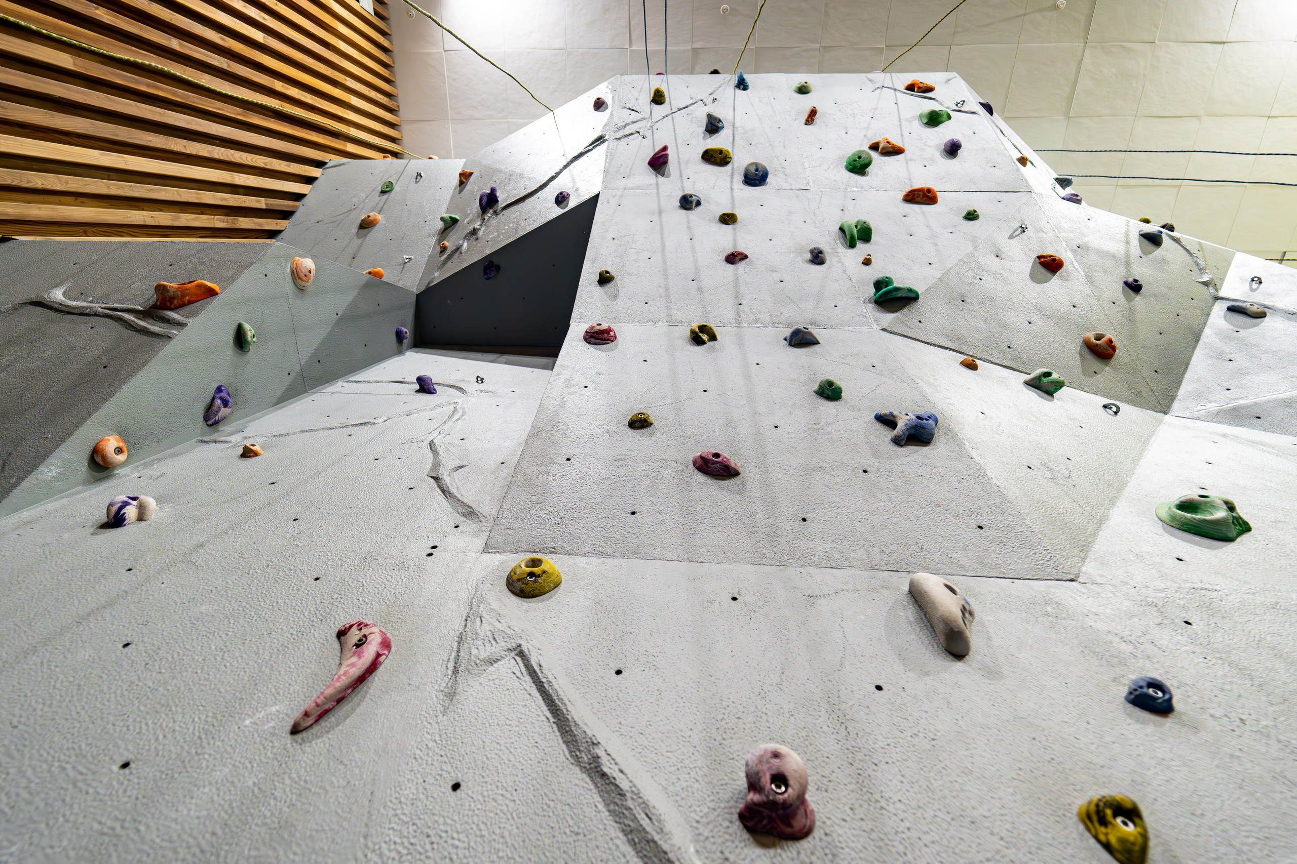 Контент съемка для скалодрома на курорте Газпром Поляна. Репортажный фотограф в Красной Поляне и Сочи Павлюченко Екатерина