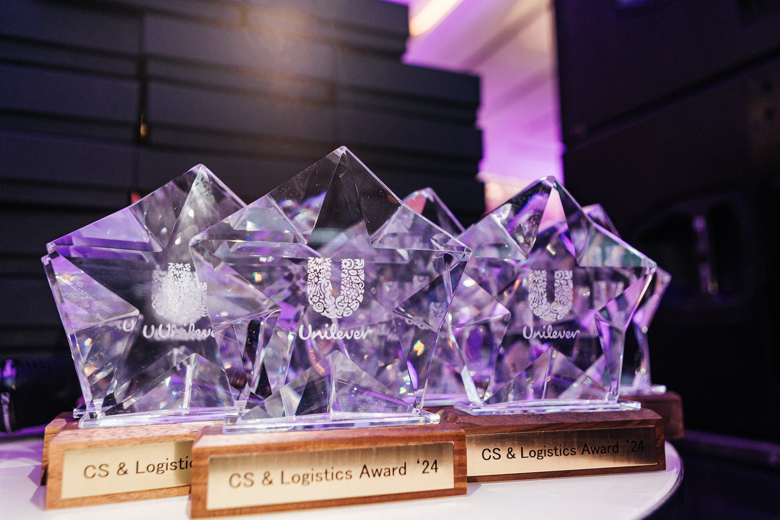 Снимал репортаж для «Газпром нефть», Газстройпром, Росатом, ОЗОН, Мегафон, ВТБ, Т-Банк, Unilever, Материа Медика Холдинг. Фотограф Serg-Epic — Сергей Клепиков